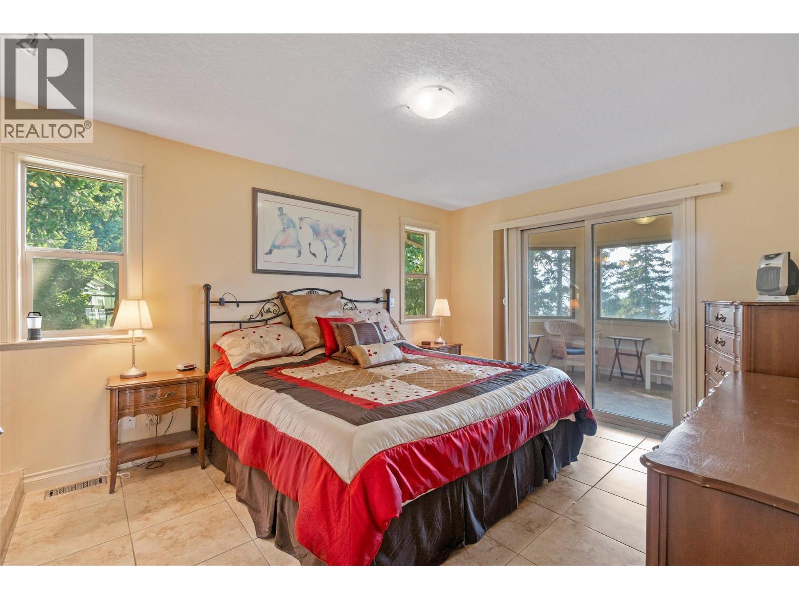 7666 Lichen Road, Anglemont, British Columbia  V0E 1M8 - Photo 44 - 10361752