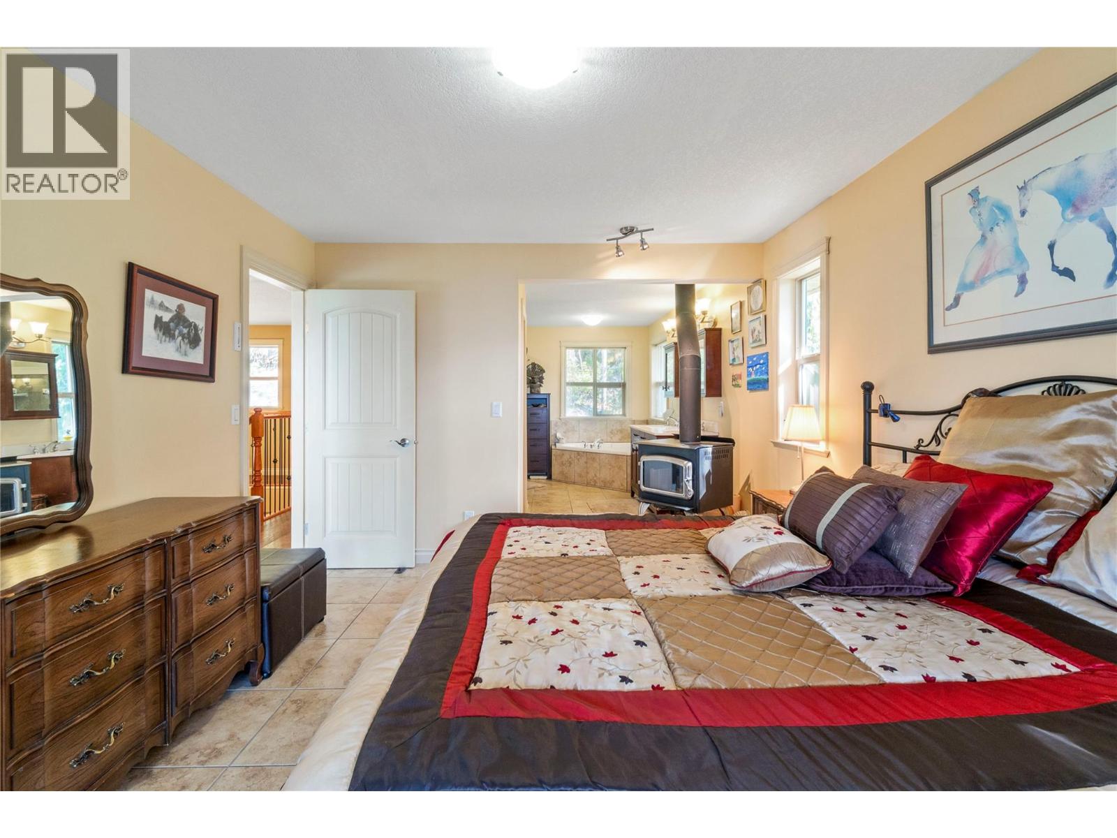7666 Lichen Road, Anglemont, British Columbia  V0E 1M8 - Photo 46 - 10361752