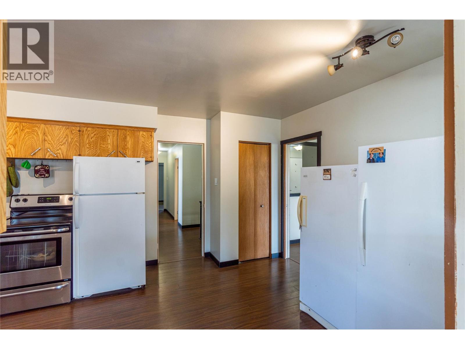 2215 Barbara Avenue, Kamloops, British Columbia  V2B 4J4 - Photo 14 - 10361839