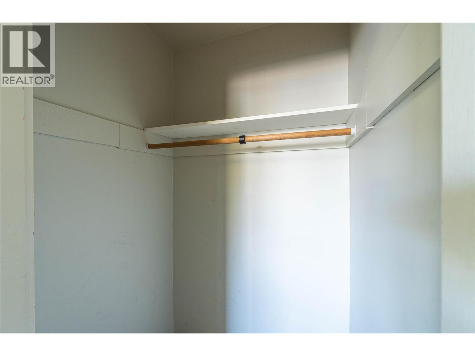 2215 Barbara Avenue, Kamloops, British Columbia  V2B 4J4 - Photo 24 - 10361839