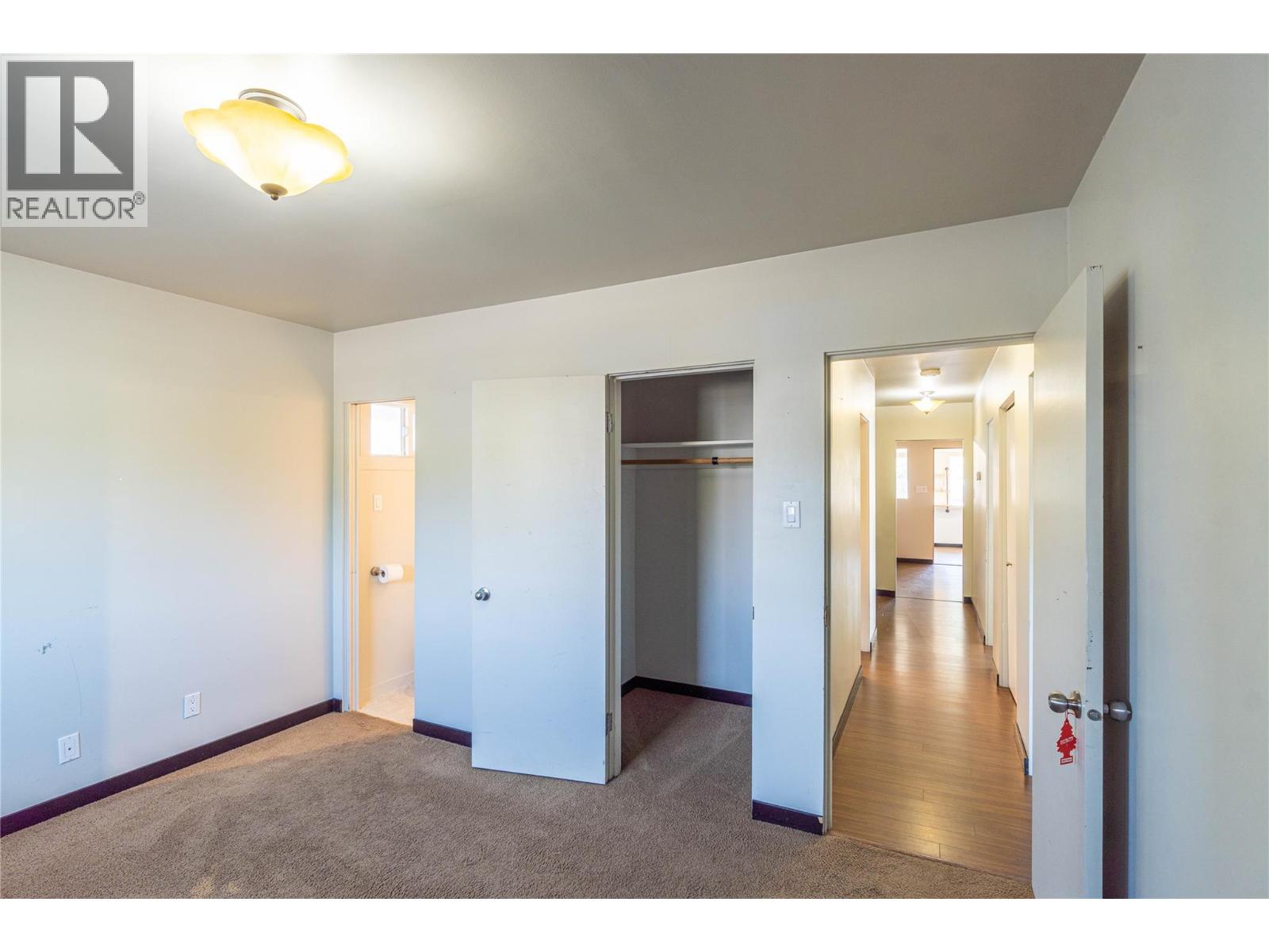 2215 Barbara Avenue, Kamloops, British Columbia  V2B 4J4 - Photo 26 - 10361839