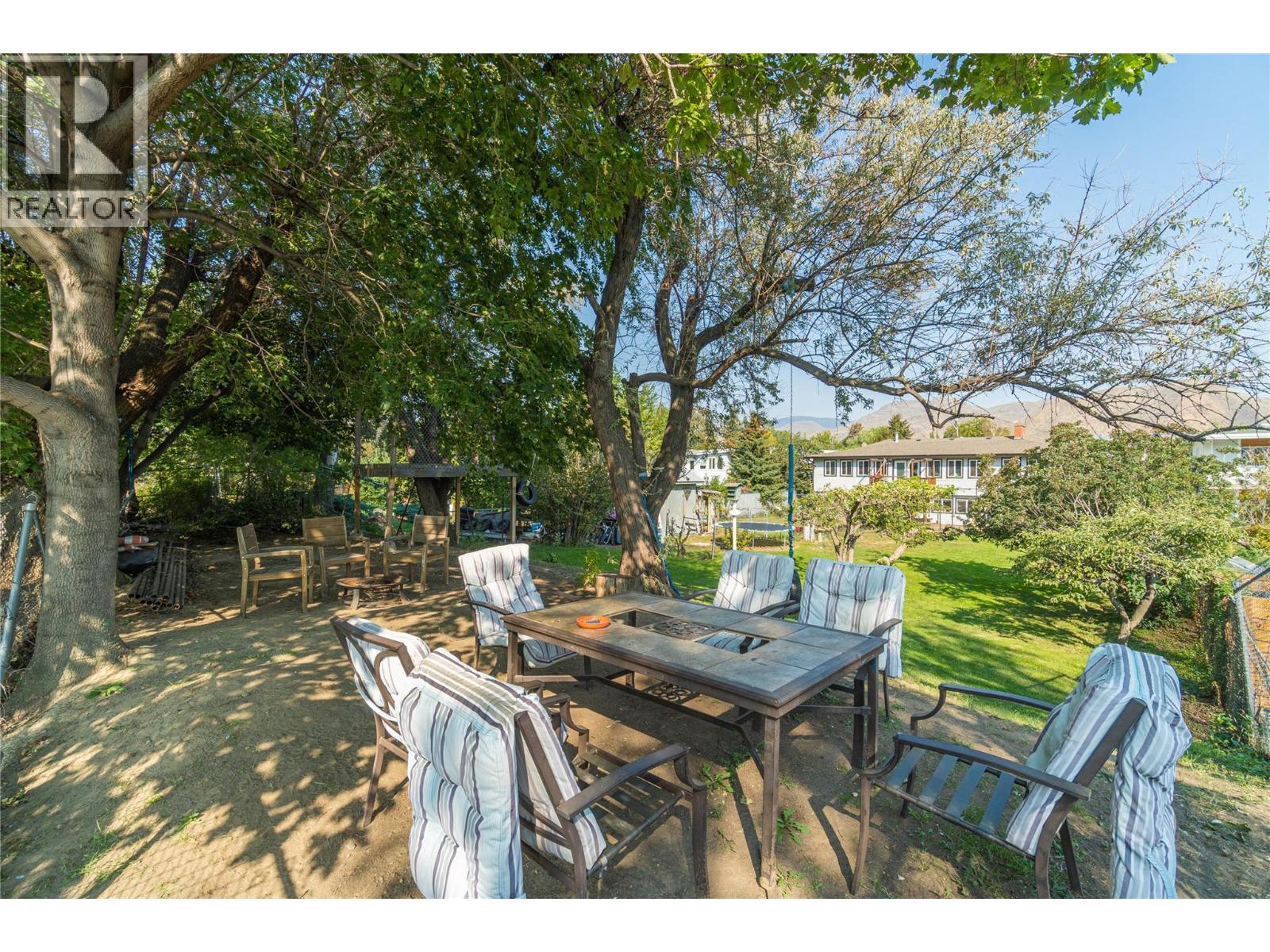 2215 Barbara Avenue, Kamloops, British Columbia  V2B 4J4 - Photo 54 - 10361839