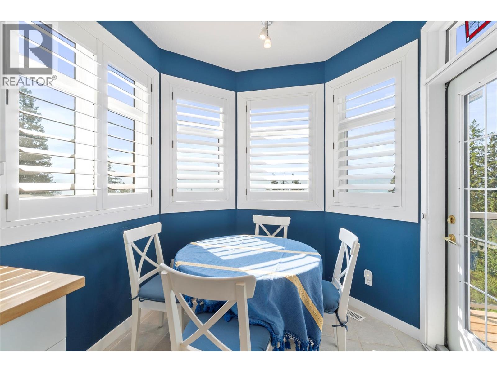 7660 Lichen Road, Anglemont, British Columbia  V0E 1M8 - Photo 21 - 10361892