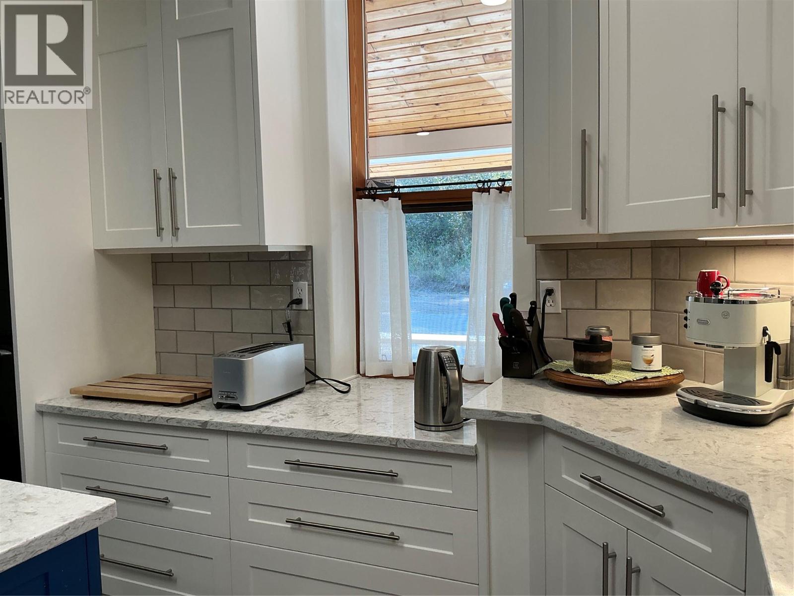 3450 Hardy Mountain Road, Grand Forks, British Columbia  V0H 1H2 - Photo 10 - 10361869