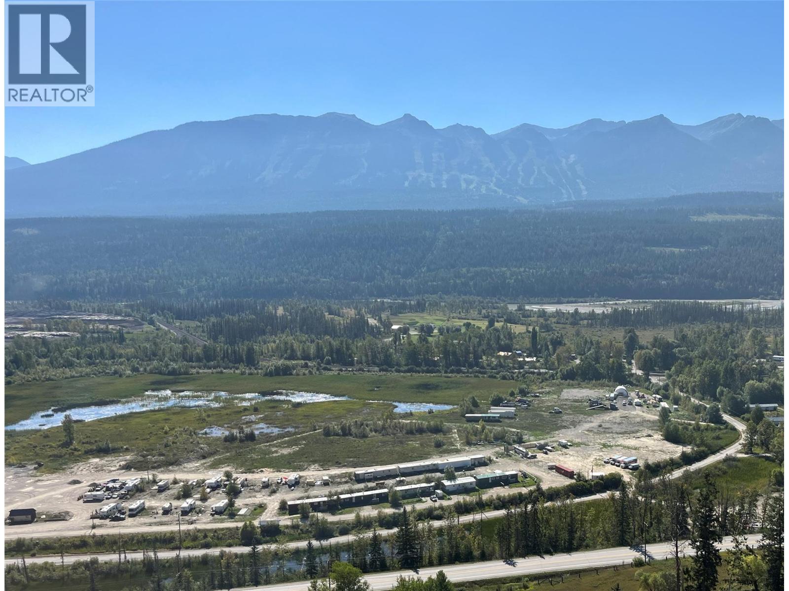 457 Anderson Road, Golden, British Columbia  V0A 1H1 - Photo 2 - 10361642