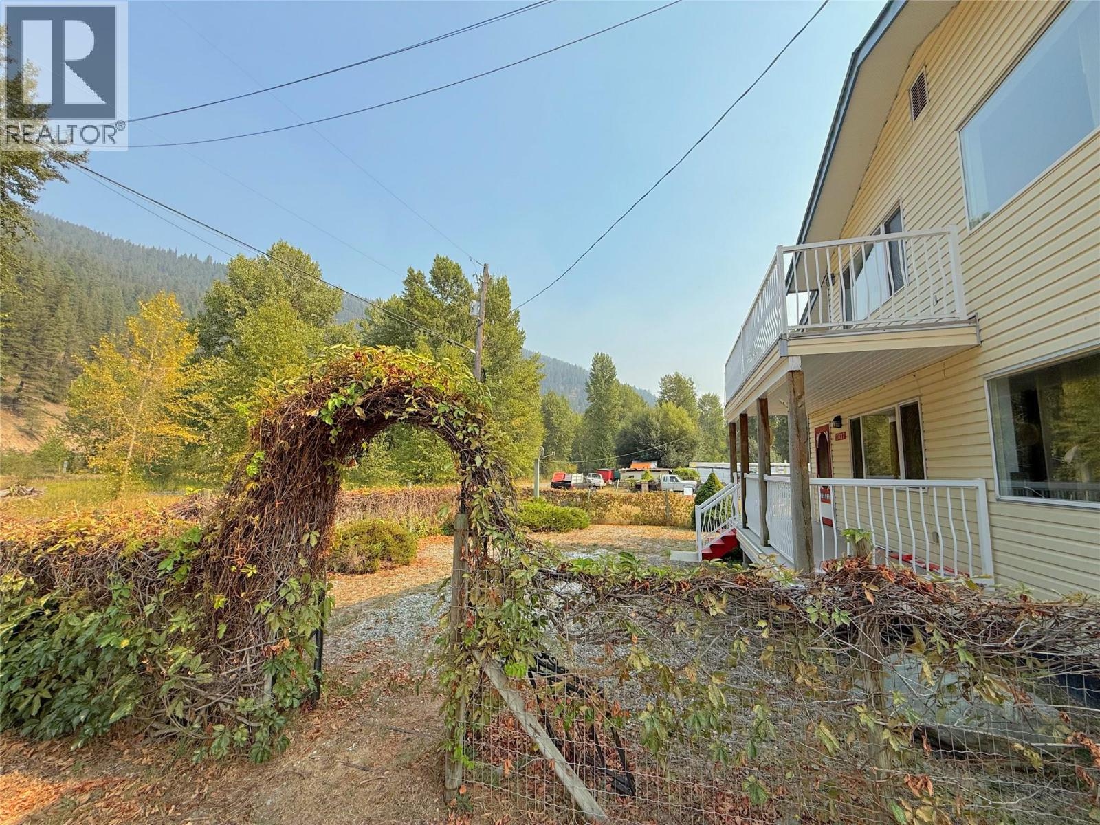 1827 Front Street, Coalmont-Tulameen, British Columbia  V0X 1W0 - Photo 35 - 10361983