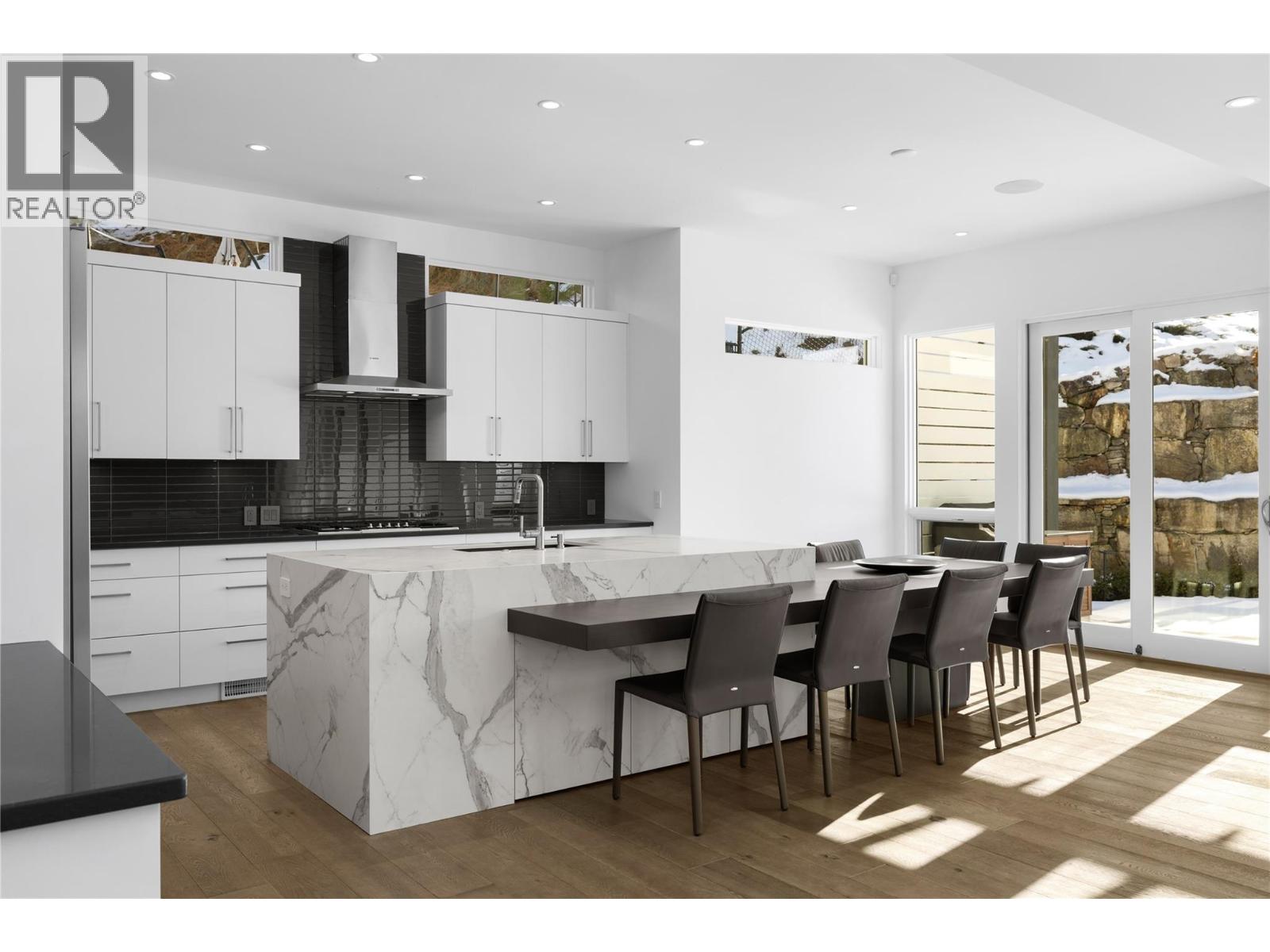 1049 Westpoint Drive, Kelowna, British Columbia  V1W 4Z9 - Photo 15 - 10361929