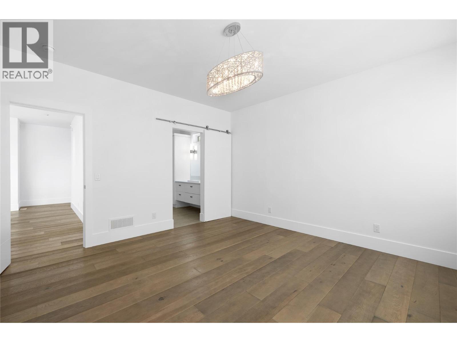 1049 Westpoint Drive, Kelowna, British Columbia  V1W 4Z9 - Photo 58 - 10361929