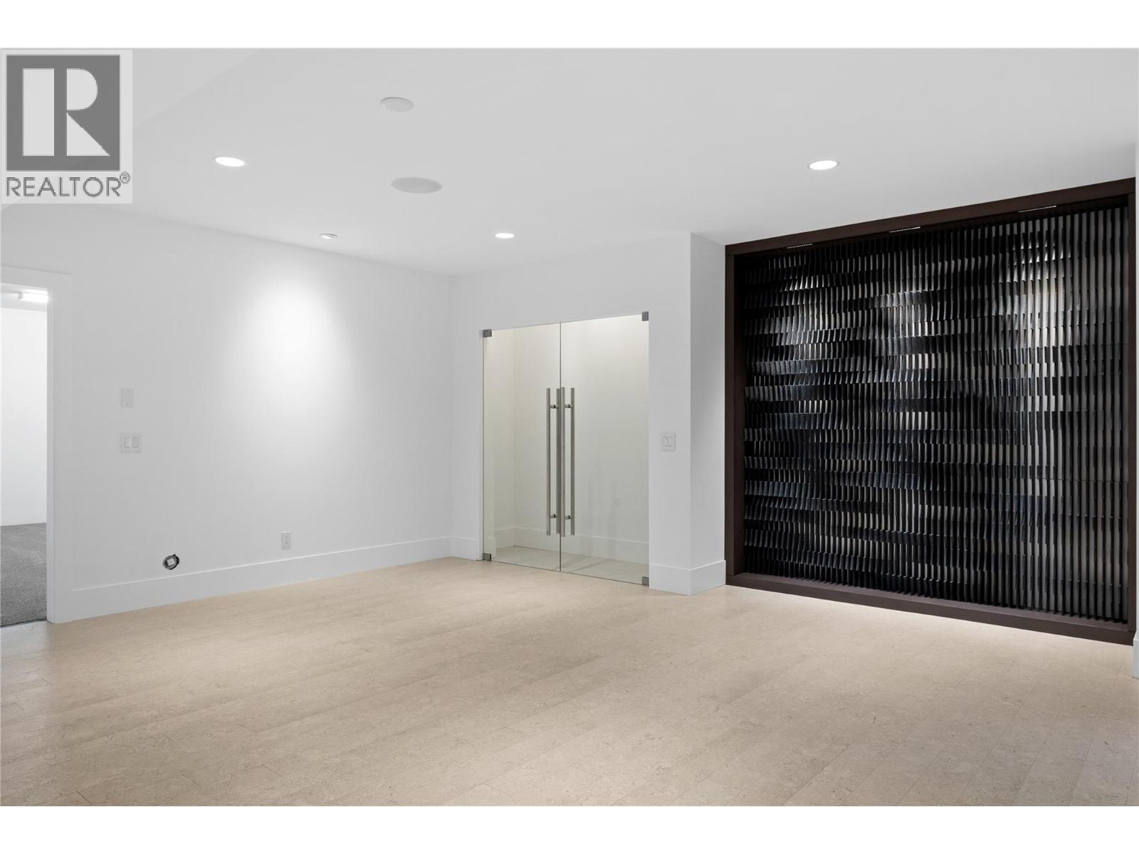 1049 Westpoint Drive, Kelowna, British Columbia  V1W 4Z9 - Photo 67 - 10361929