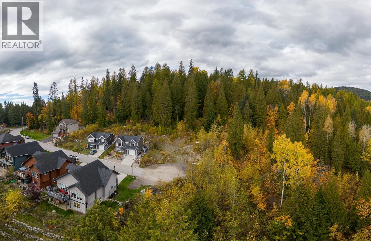 2812 Cedar Crescent, Rossland, British Columbia  V0G 1Y0 - Photo 5 - 10361550