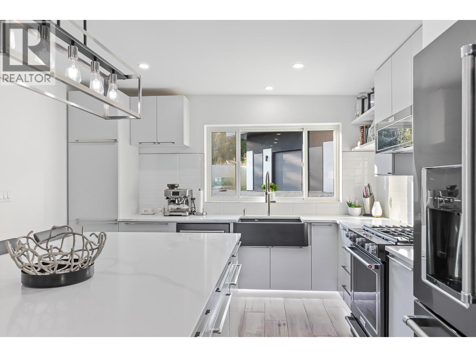 8195 Jackpine Road, Vernon, British Columbia  V1B 3M9 - Photo 13 - 10347842