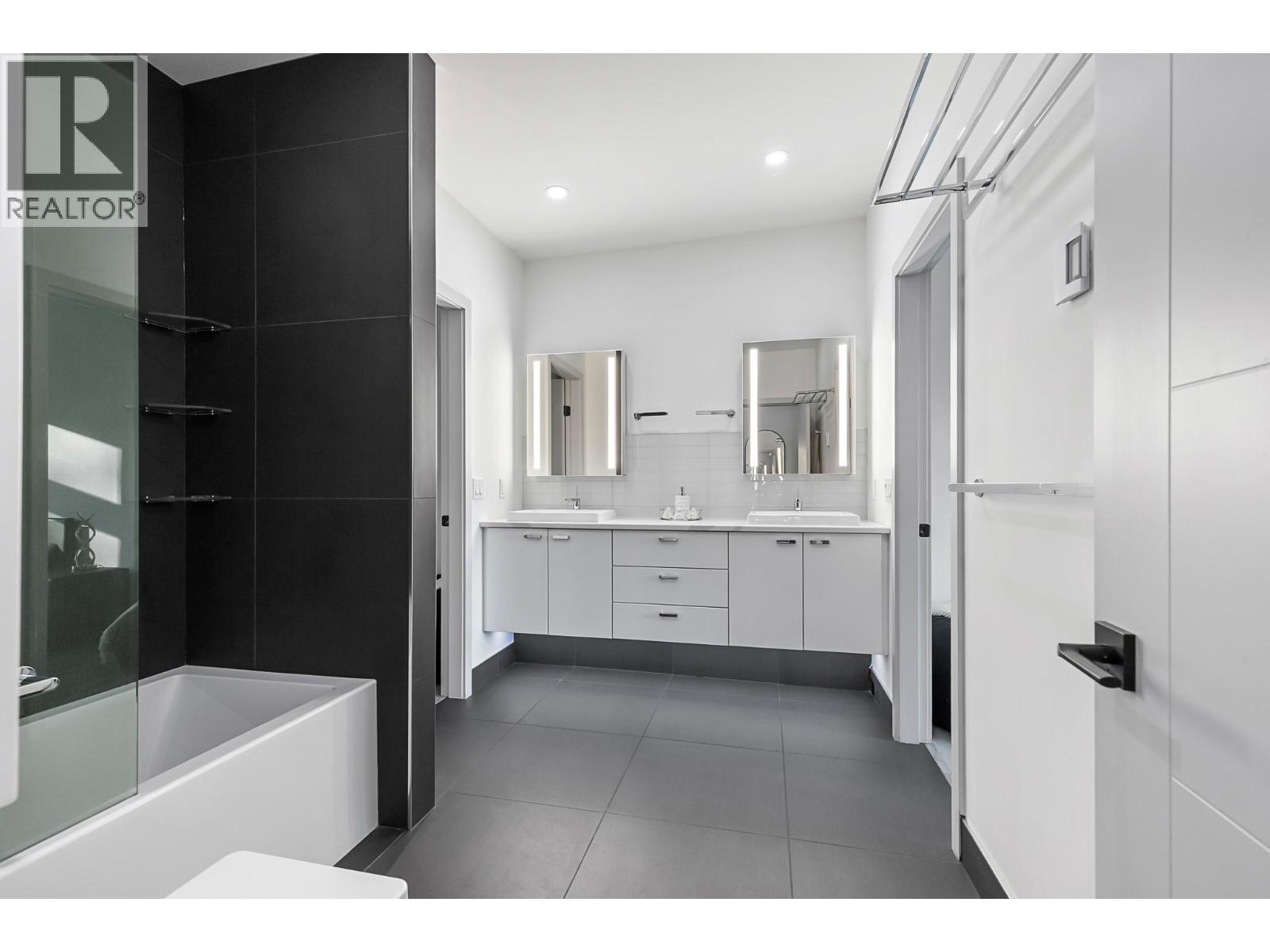 8195 Jackpine Road, Vernon, British Columbia  V1B 3M9 - Photo 35 - 10347842