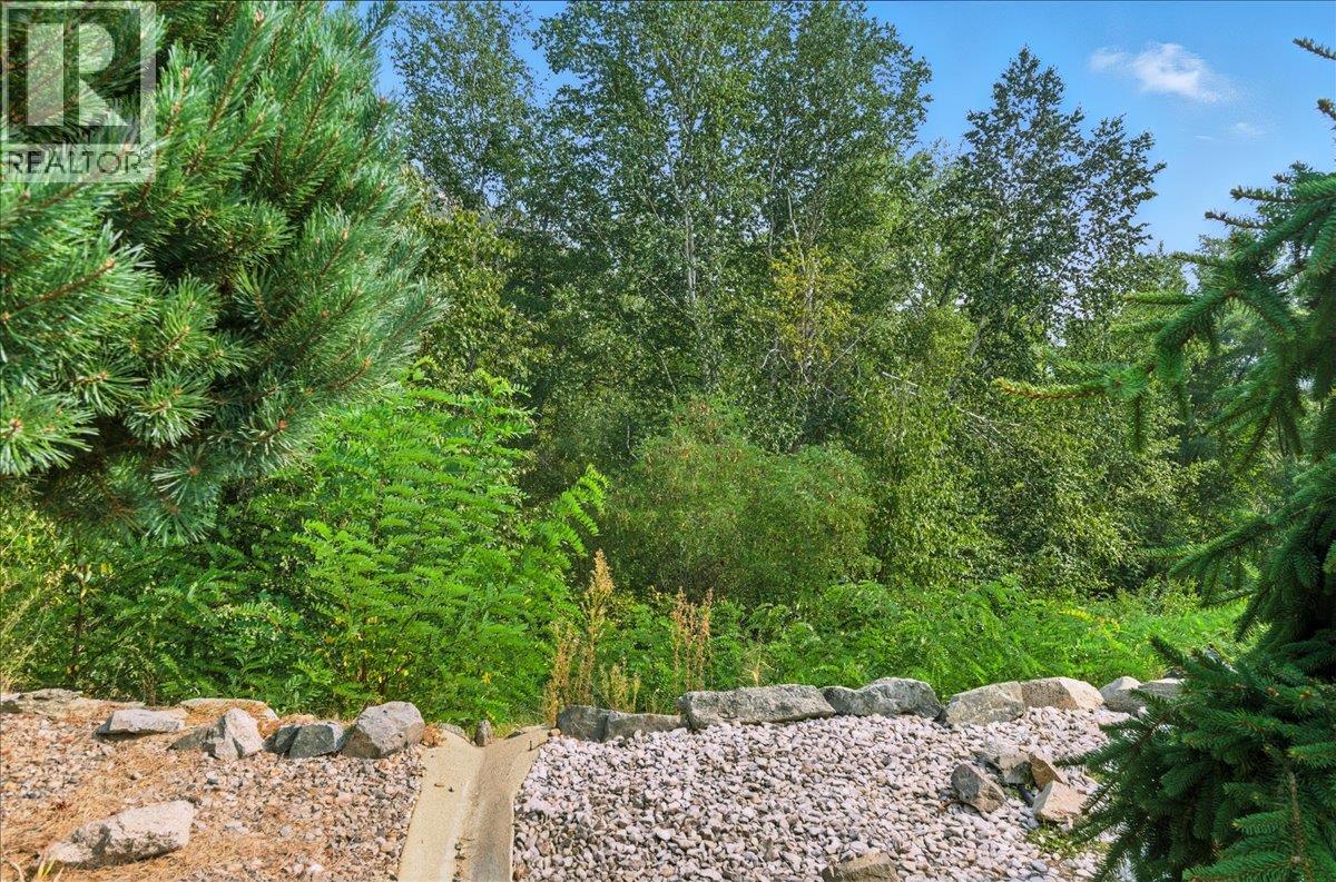 7761 Devito Drive, Trail, British Columbia  V1R 4W2 - Photo 35 - 10361993