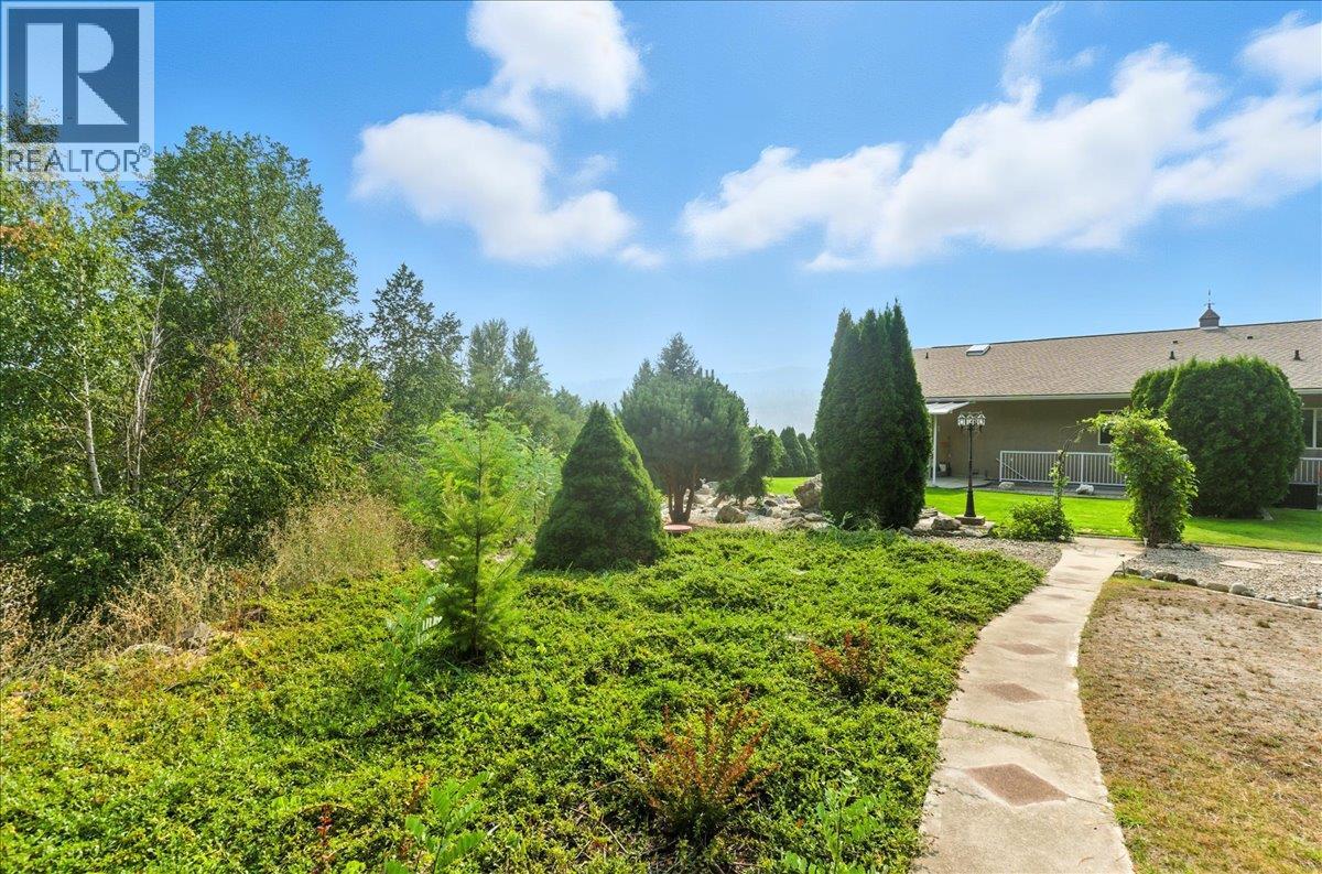 7761 Devito Drive, Trail, British Columbia  V1R 4W2 - Photo 38 - 10361993