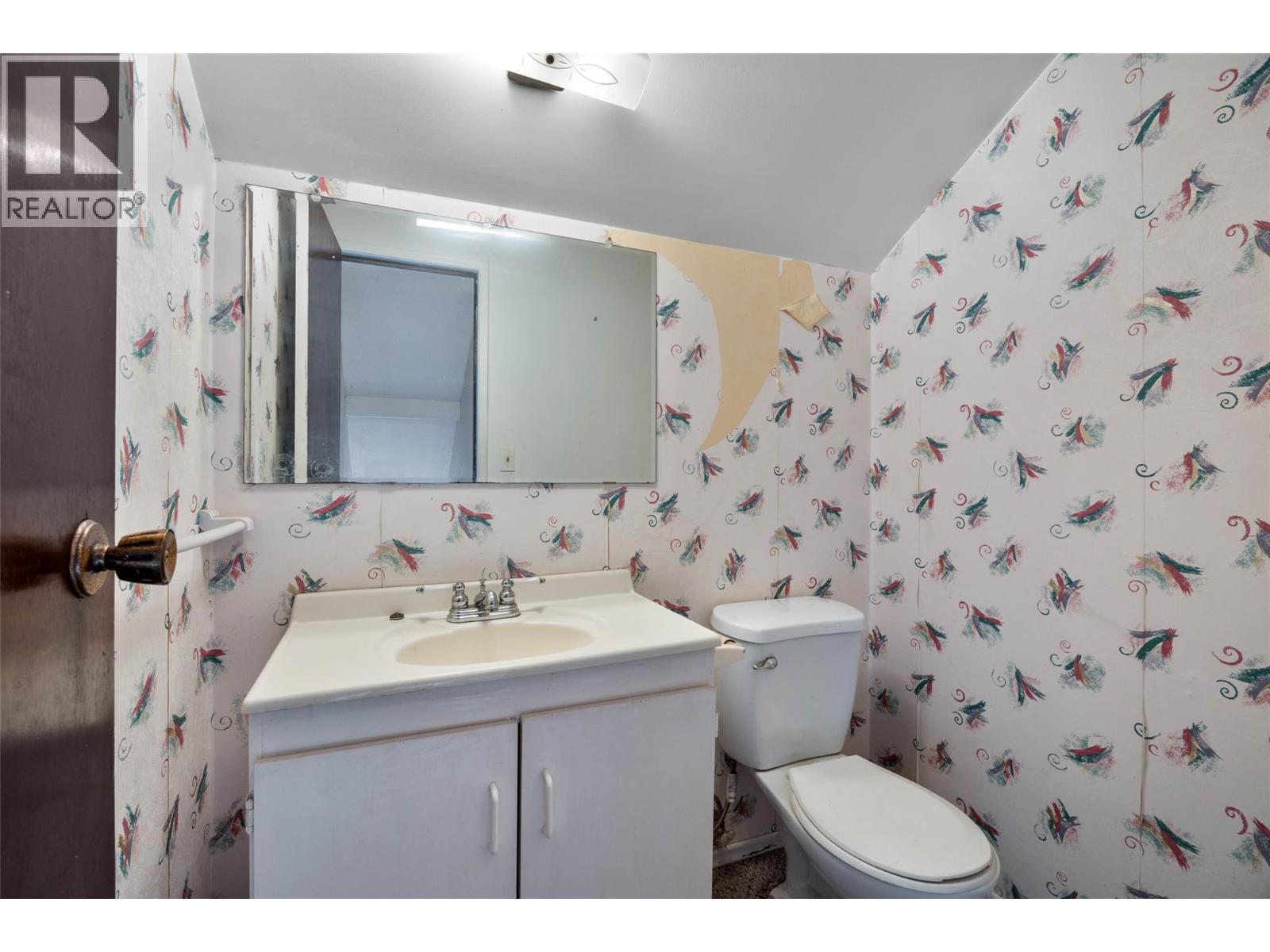 2795 Vickers Trail, Anglemont, British Columbia  V0E 1M8 - Photo 25 - 10361956