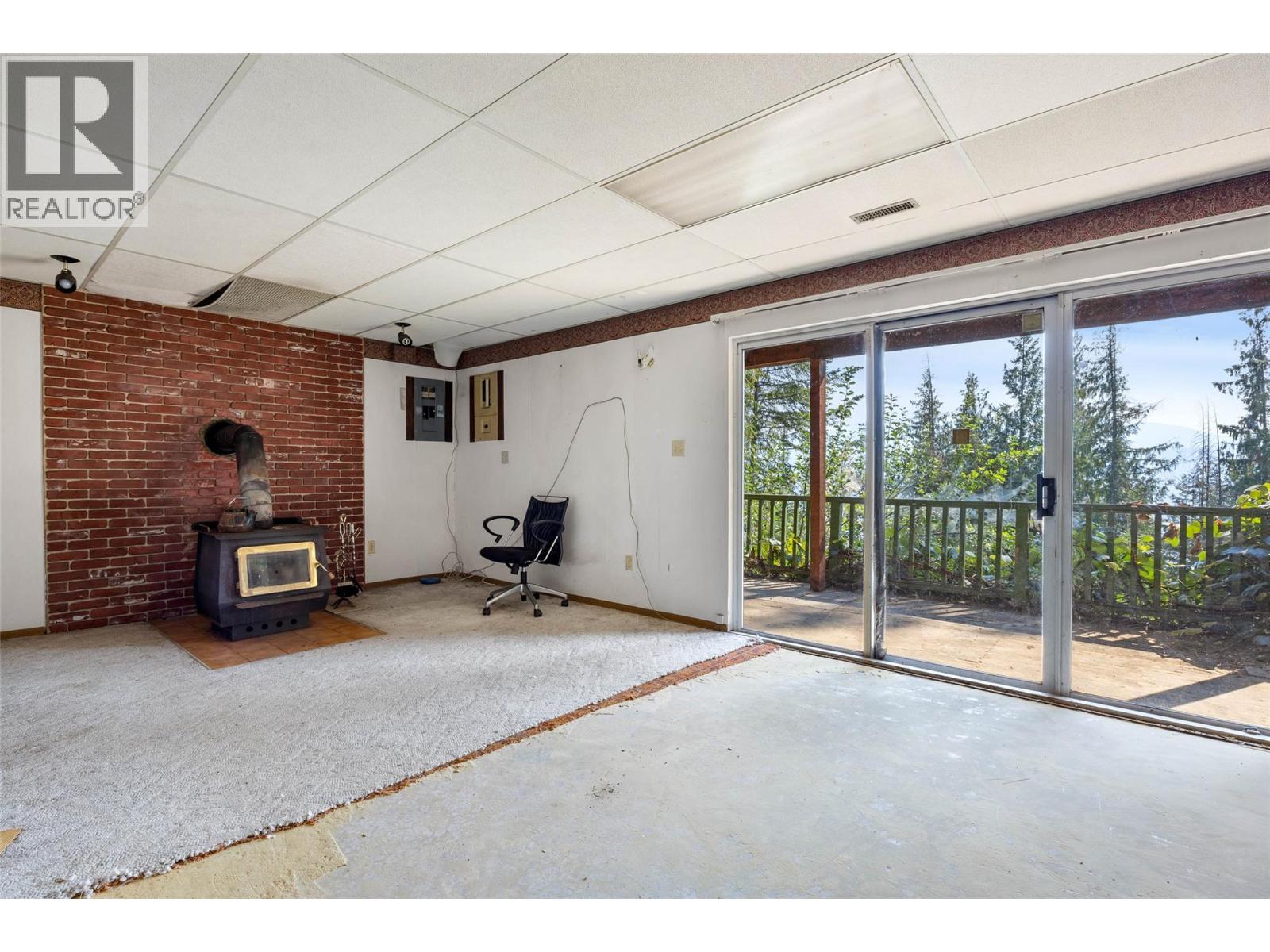 2795 Vickers Trail, Anglemont, British Columbia  V0E 1M8 - Photo 27 - 10361956