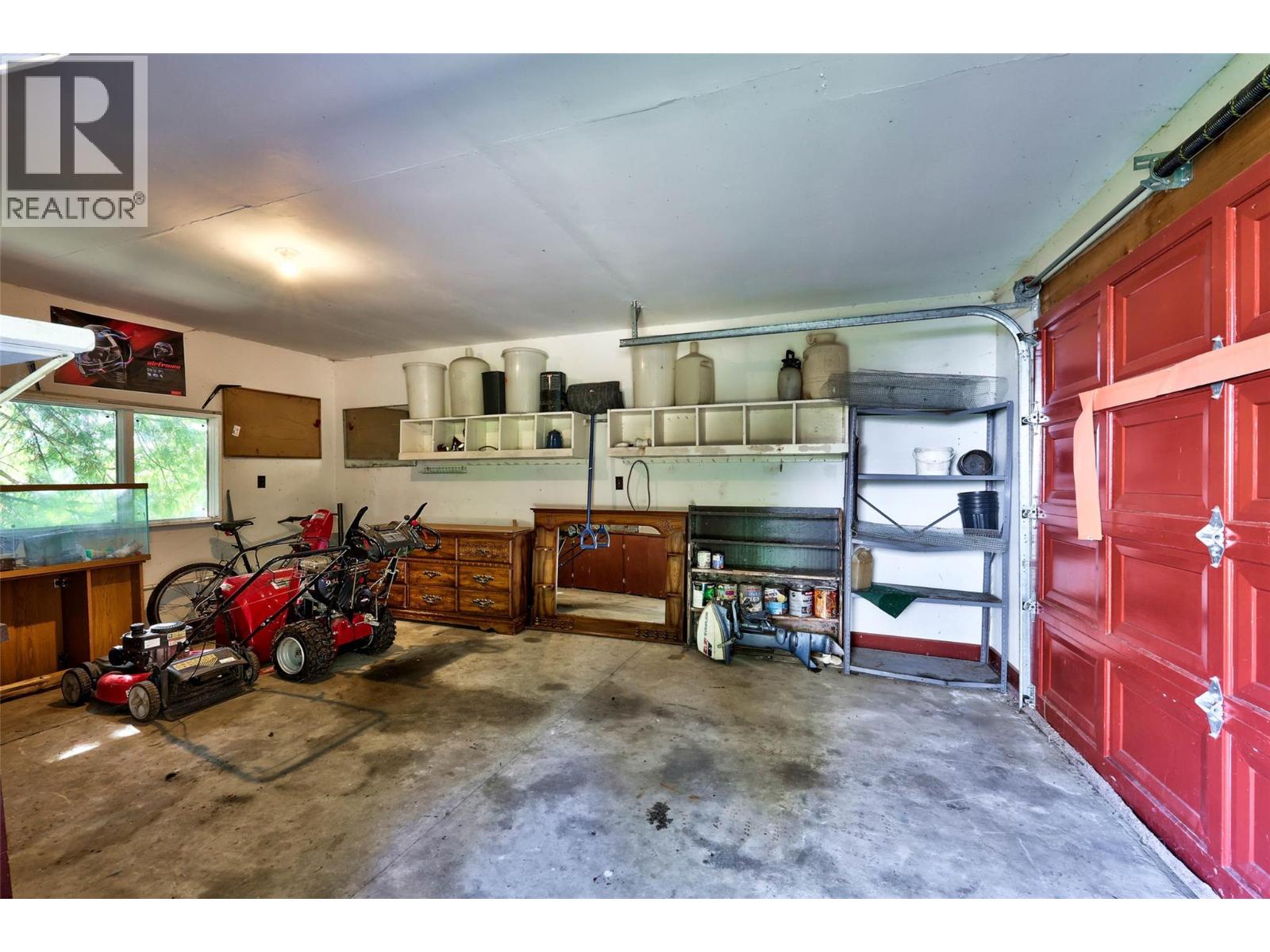 2795 Vickers Trail, Anglemont, British Columbia  V0E 1M8 - Photo 38 - 10361956