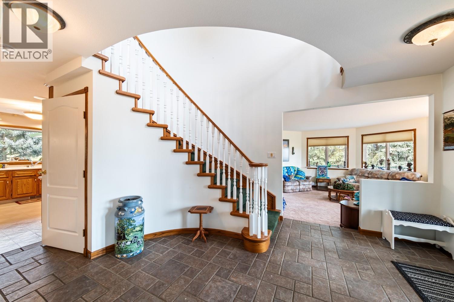 135 Pleasant Valley Cross Road, Armstrong, British Columbia  V4Y 0W1 - Photo 7 - 10362198