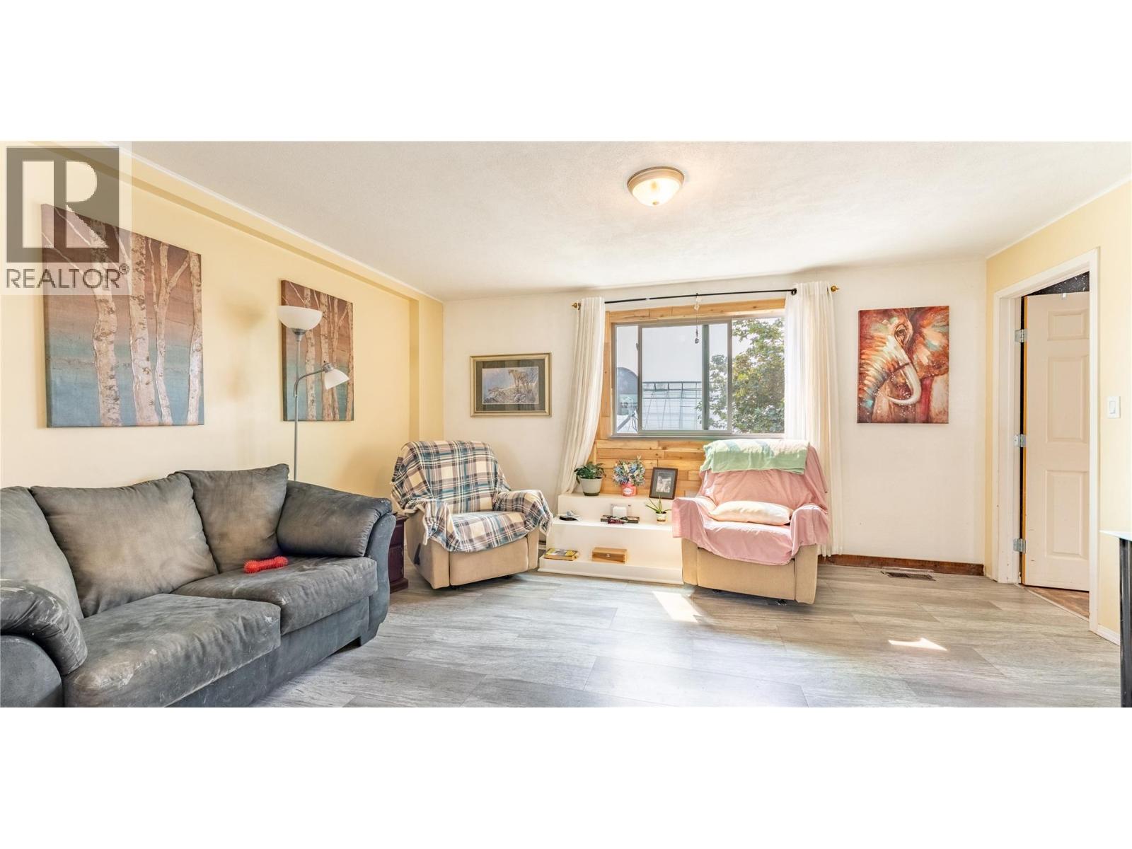 1215 Erickson Road, Creston, British Columbia  V0B 1G3 - Photo 15 - 10362090