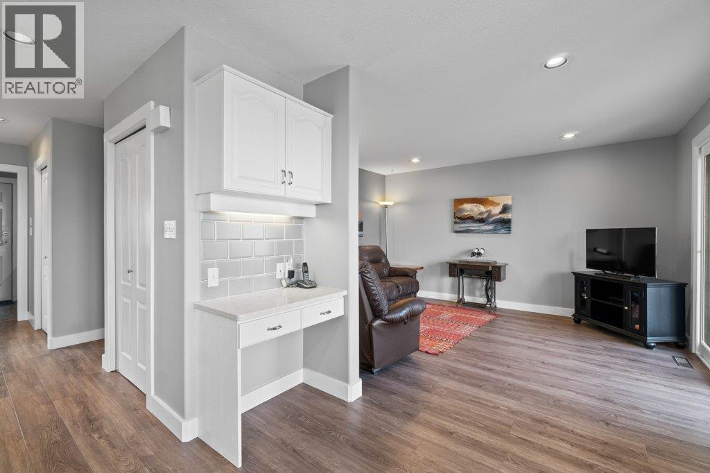 2121 3 Avenue Se, Salmon Arm, British Columbia  V1E 1K1 - Photo 29 - 10361440