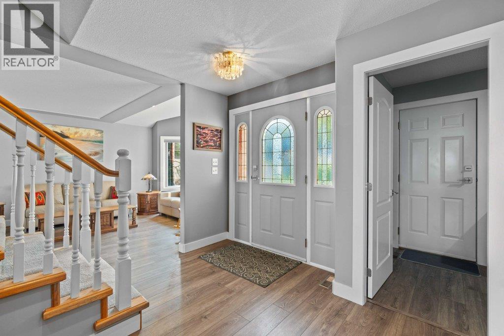 2121 3 Avenue Se, Salmon Arm, British Columbia  V1E 1K1 - Photo 6 - 10361440