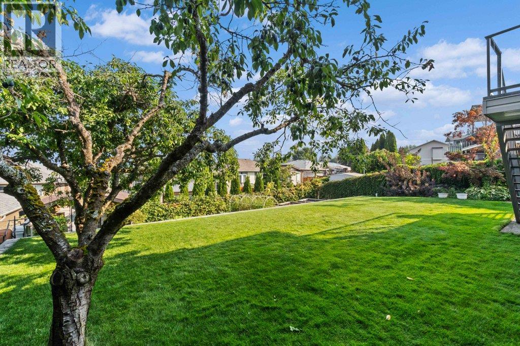 2121 3 Avenue Se, Salmon Arm, British Columbia  V1E 1K1 - Photo 91 - 10361440