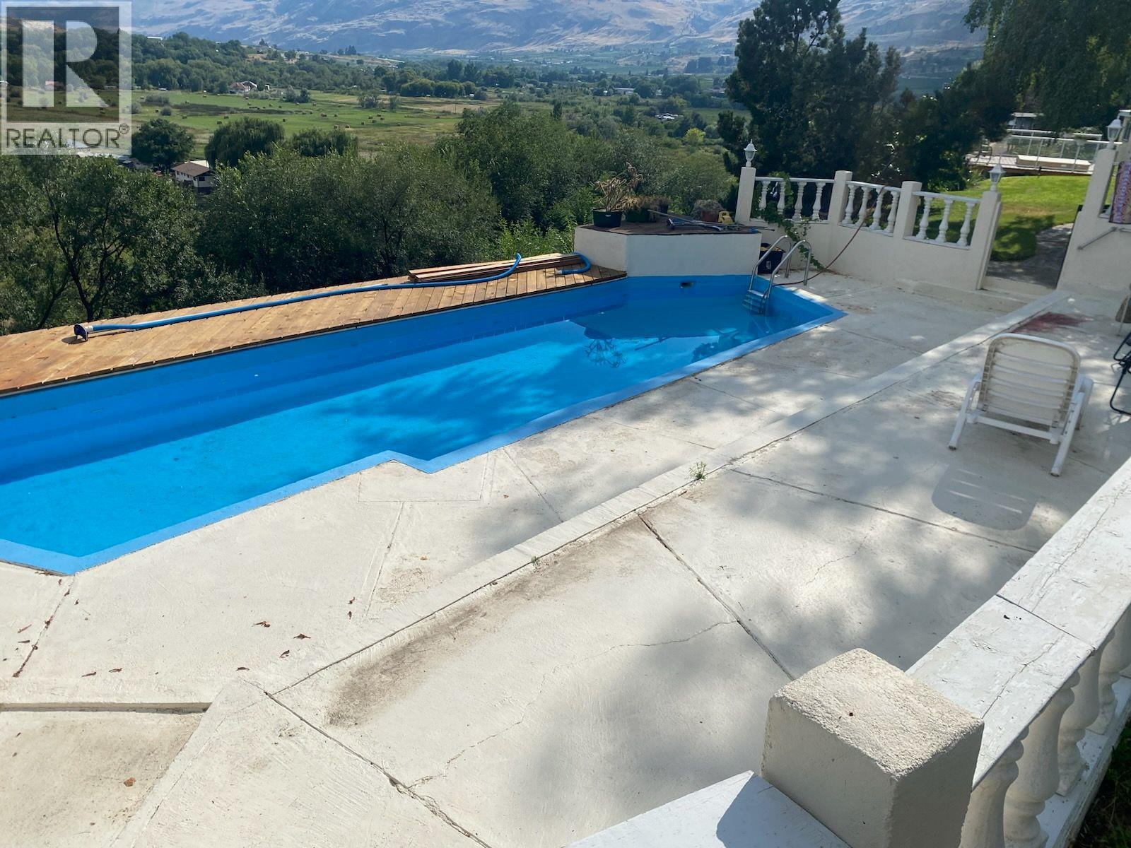 5403 Snowbrush Street, Oliver, British Columbia  V0H 1T9 - Photo 2 - 10361043