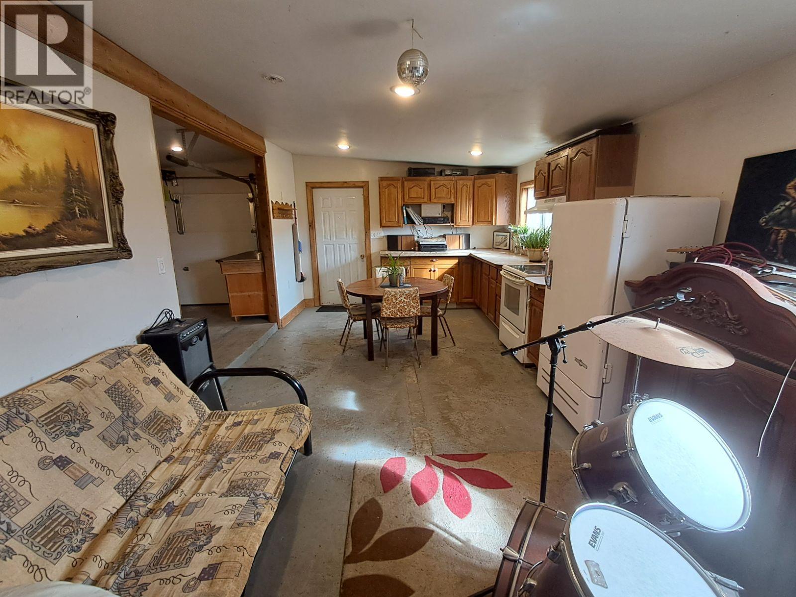 5403 Snowbrush Street, Oliver, British Columbia  V0H 1T9 - Photo 29 - 10361043