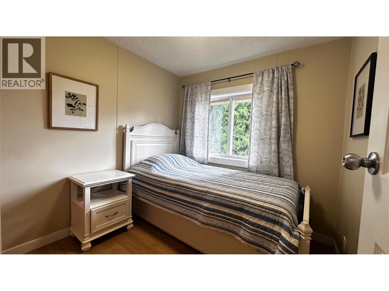 811 Victoria Street, New Denver, British Columbia  V0G 1M0 - Photo 12 - 10362366