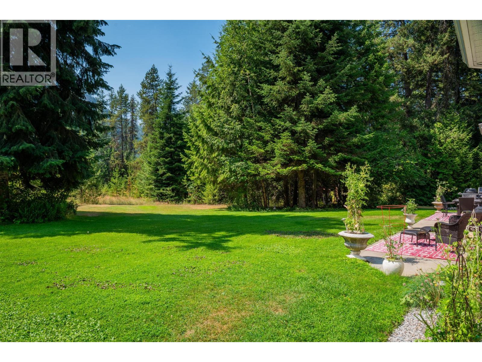 2718 Osachoff Road, South Slocan, British Columbia  V1N 2C0 - Photo 17 - 10362357