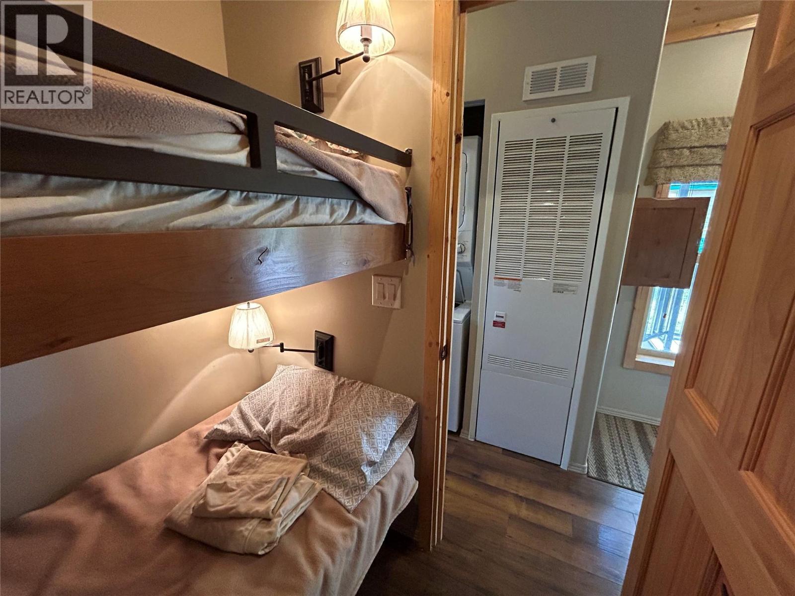 4835 Paradise Valley Drive Unit# 33, Peachland, British Columbia  V0H 1X3 - Photo 10 - 10361705