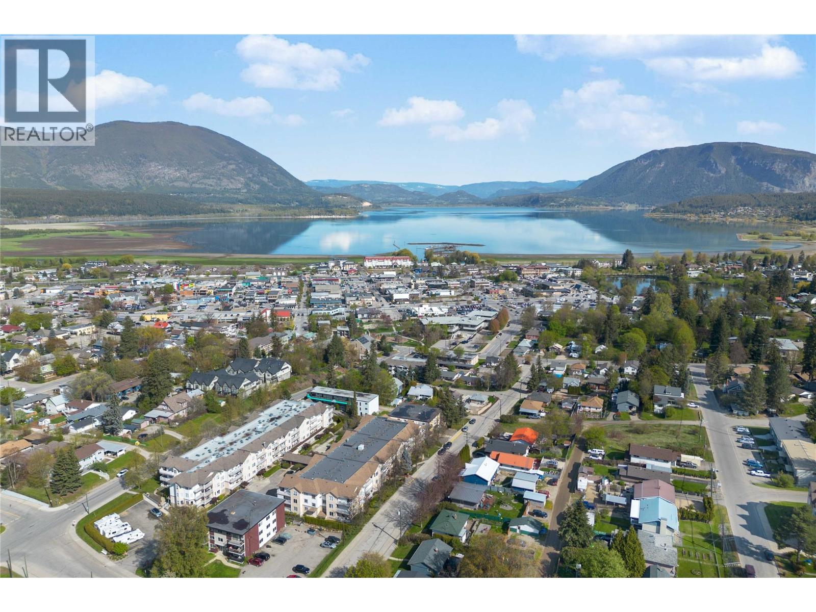 251 6 Street Se Unit# 110, Salmon Arm, British Columbia  V1E 1J9 - Photo 2 - 10362401