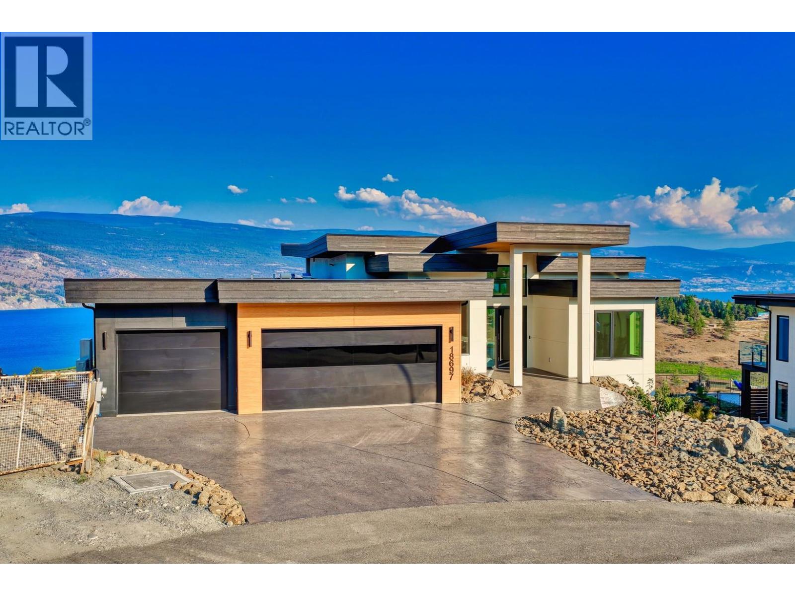 18697 Mckenzie Court, Summerland, British Columbia  V0H 1Z3 - Photo 2 - 10361502