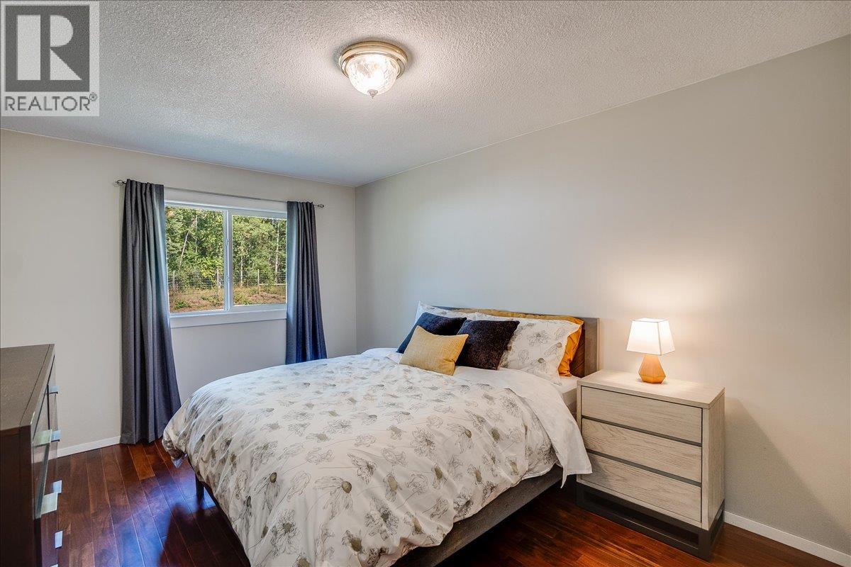 3710 Ladybird Road, Krestova, British Columbia  V0G 1H2 - Photo 23 - 10362183