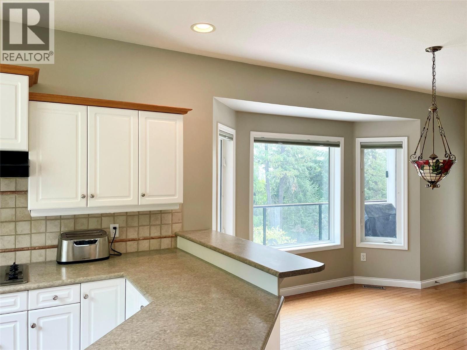 253 Chase Road, Christina Lake, British Columbia  V0H 1E0 - Photo 18 - 10362201