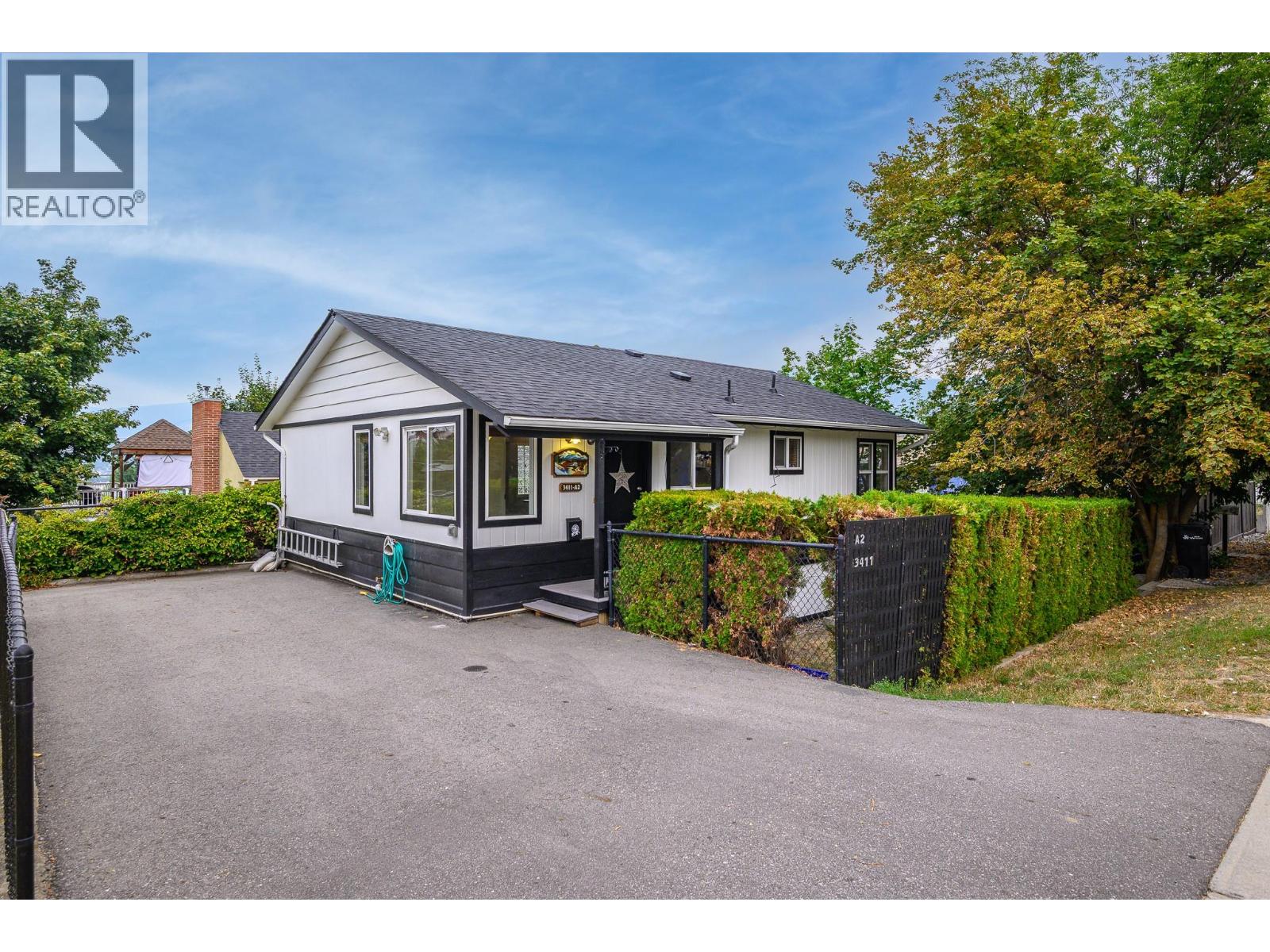 3411 17 Avenue Unit# A2, Vernon, British Columbia  V1T 1B6 - Photo 1 - 10361509