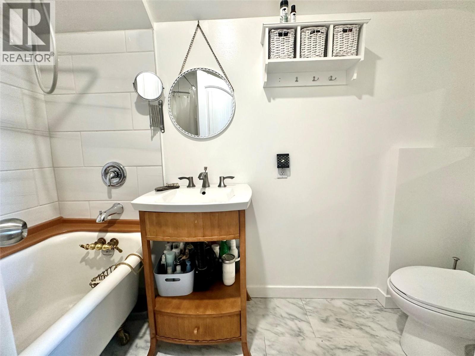 623 7th Avenue, Keremeos, British Columbia  V0X 1N0 - Photo 14 - 10362456