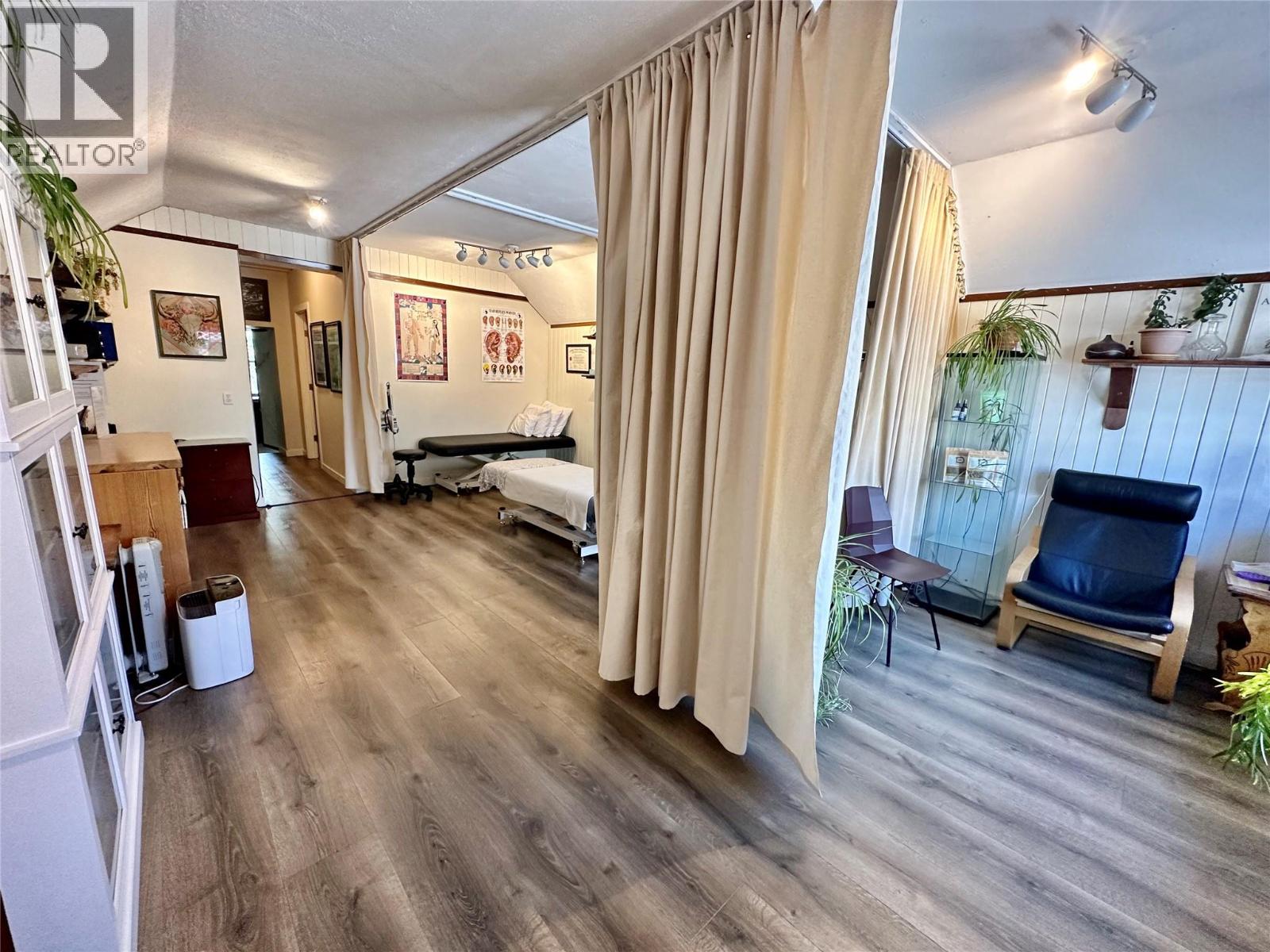 623 7th Avenue, Keremeos, British Columbia  V0X 1N0 - Photo 20 - 10362456