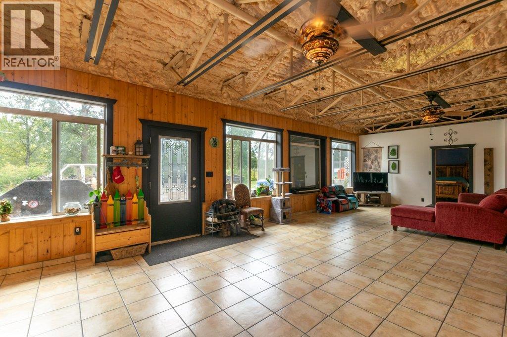 2481 Squilax-Anglemont Road Unit# 46, Lee Creek, British Columbia  V0E 1M4 - Photo 9 - 10362667