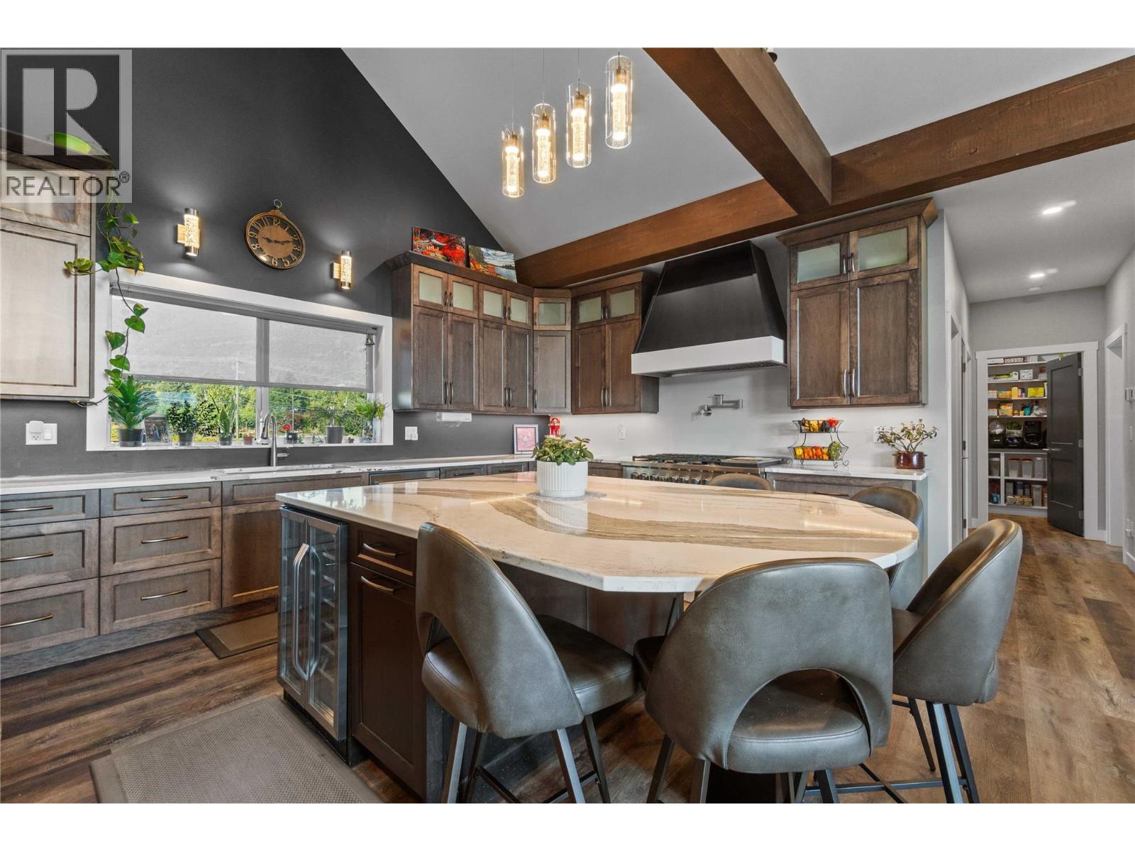 3700 50 Street, Salmon Arm, British Columbia  V1E 3A9 - Photo 38 - 10362447