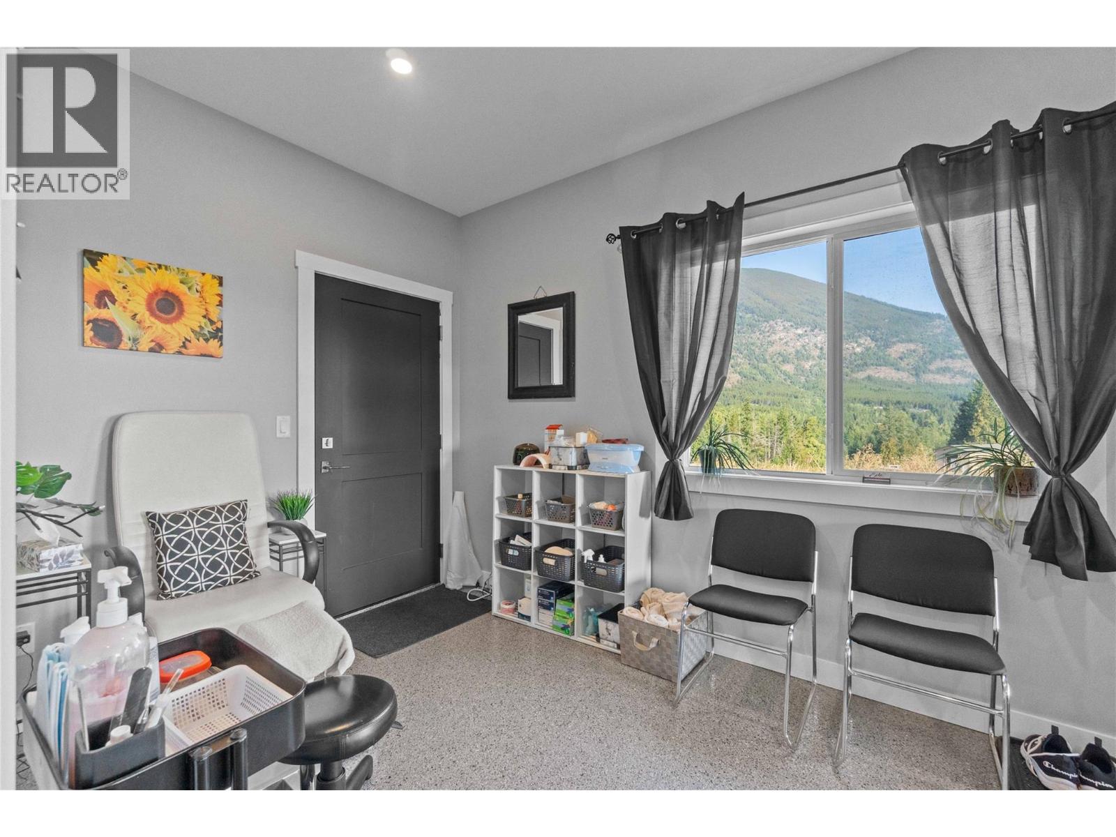 3700 50 Street, Salmon Arm, British Columbia  V1E 3A9 - Photo 65 - 10362447