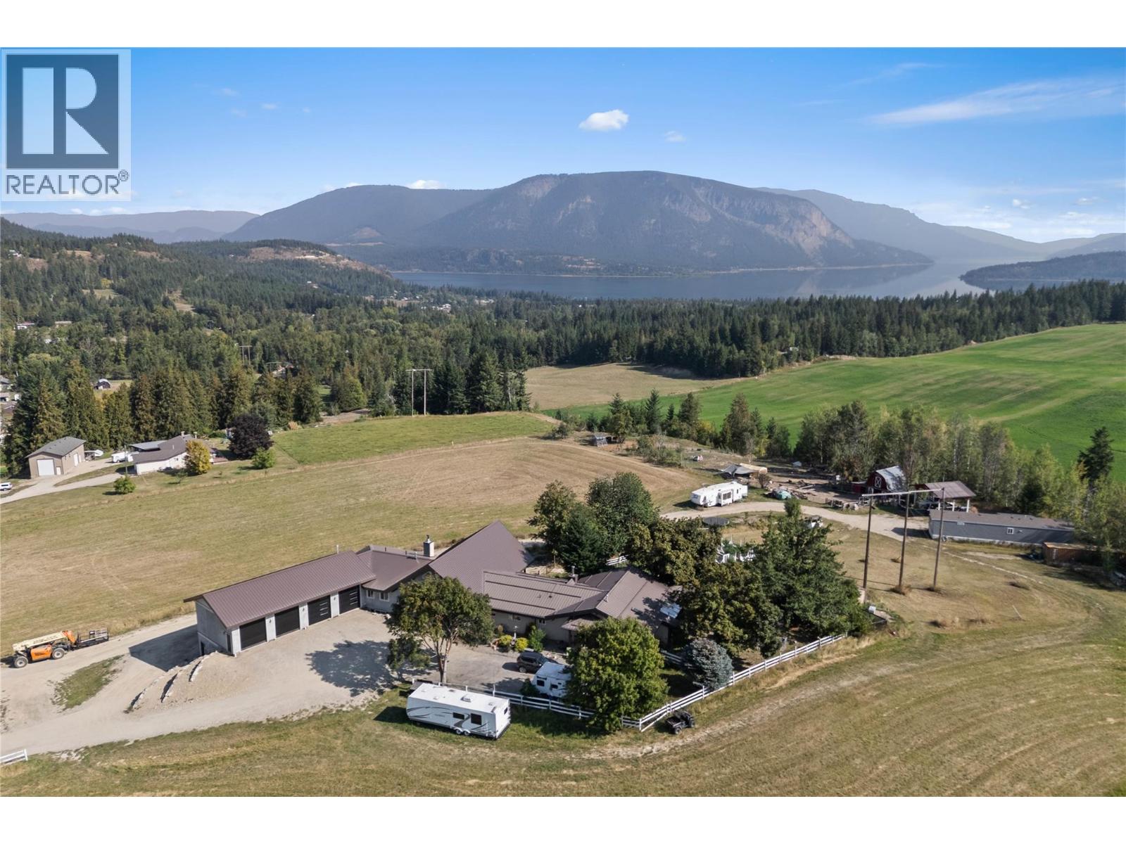 3700 50 Street, Salmon Arm, British Columbia  V1E 3A9 - Photo 7 - 10362447