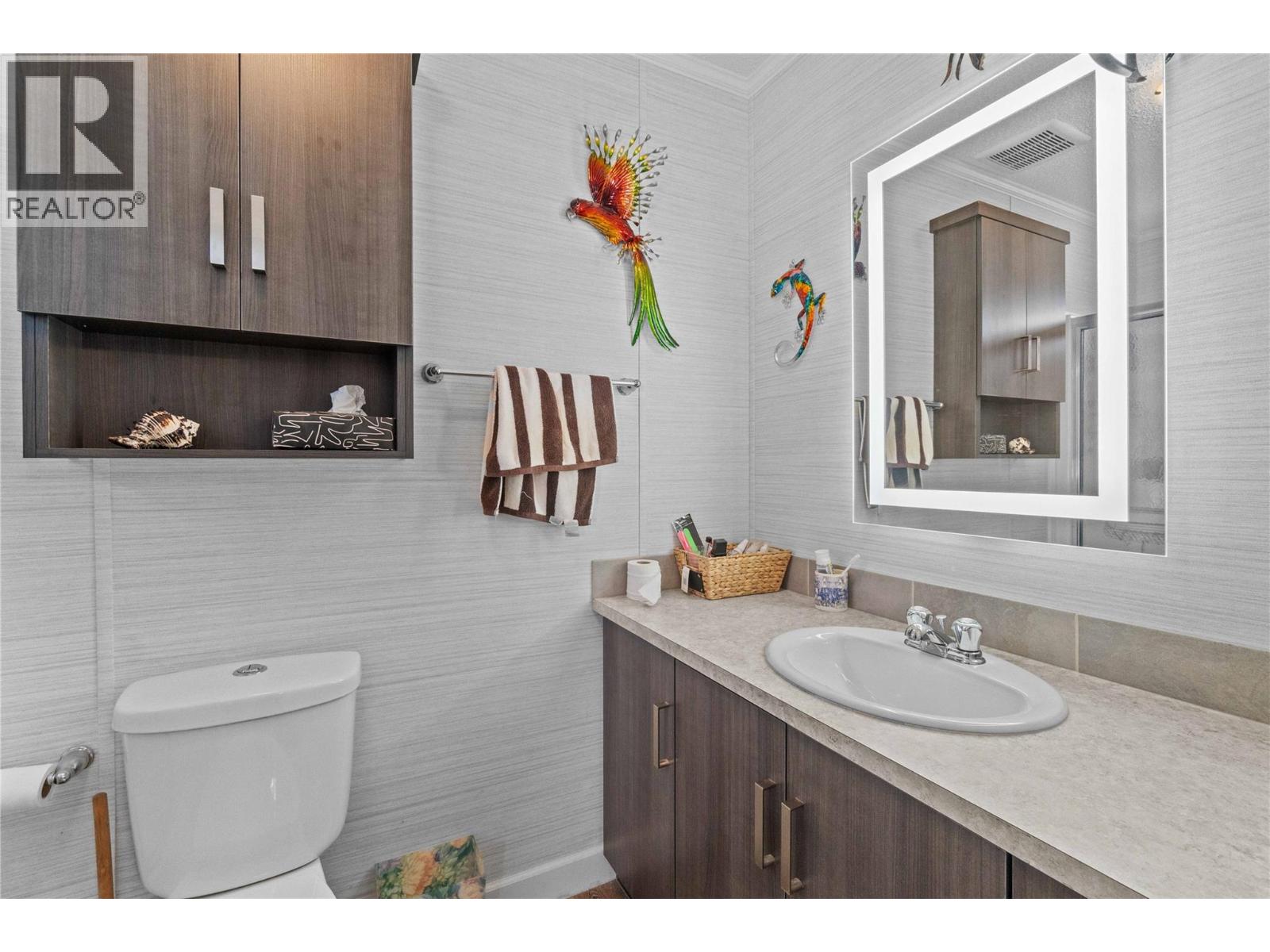 3700 50 Street, Salmon Arm, British Columbia  V1E 3A9 - Photo 90 - 10362447