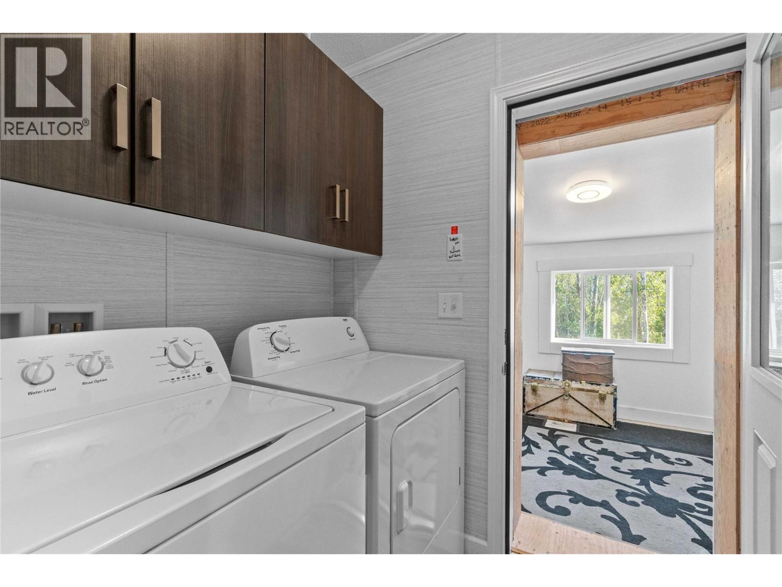 3700 50 Street, Salmon Arm, British Columbia  V1E 3A9 - Photo 91 - 10362447