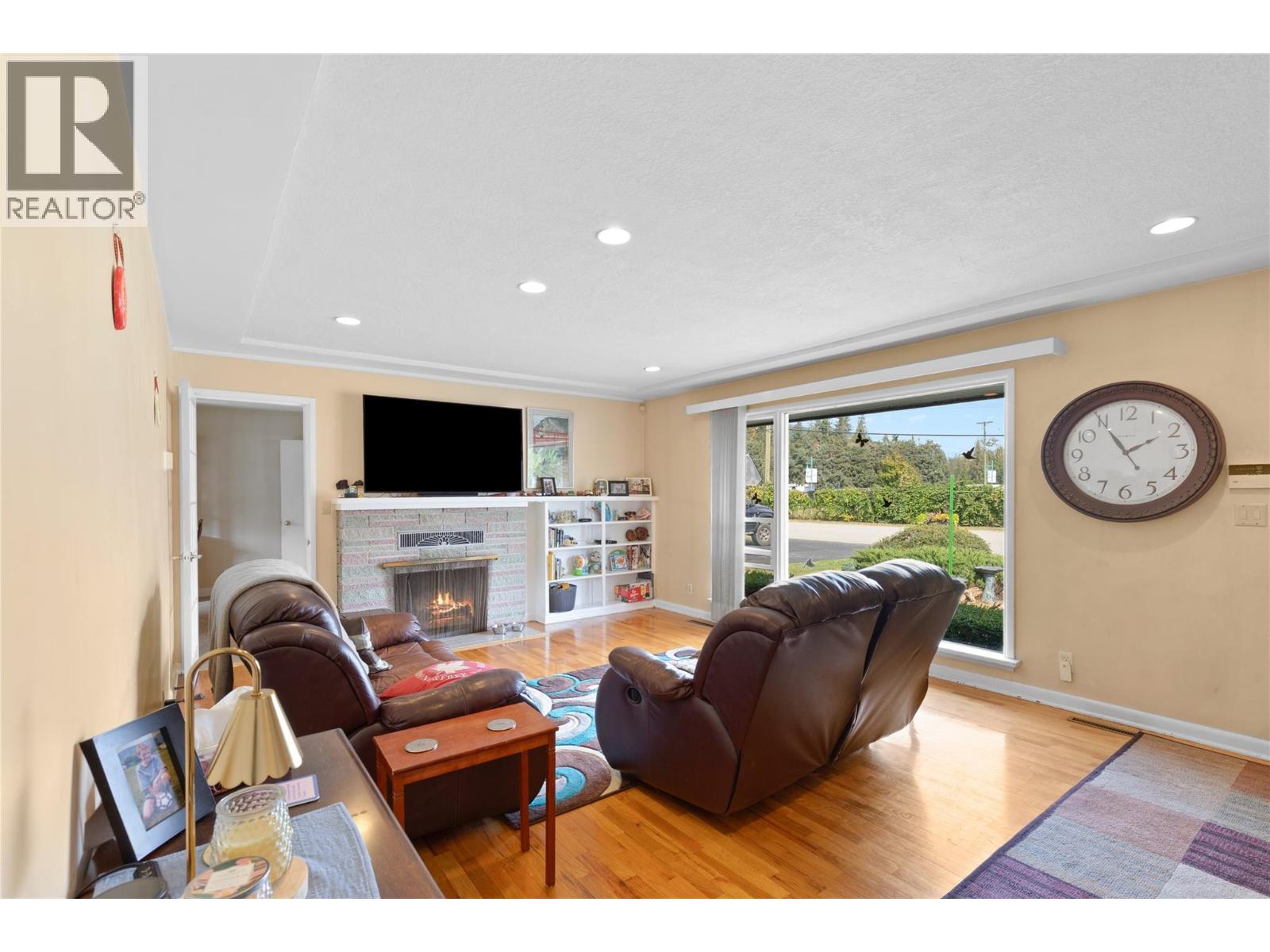 1230 Shuswap Avenue, Sicamous, British Columbia  V0E 2V1 - Photo 11 - 10362440