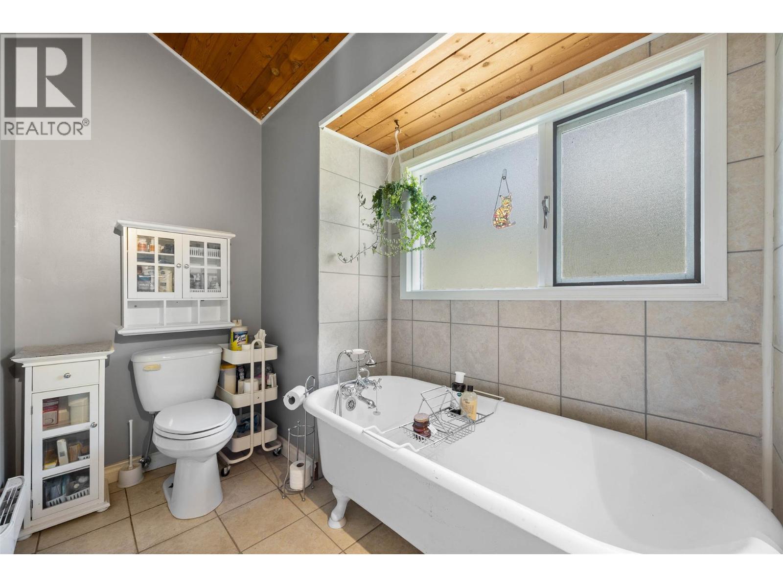 1815 Nicolls Road, Merritt, British Columbia  V1K 1N7 - Photo 31 - 10362389