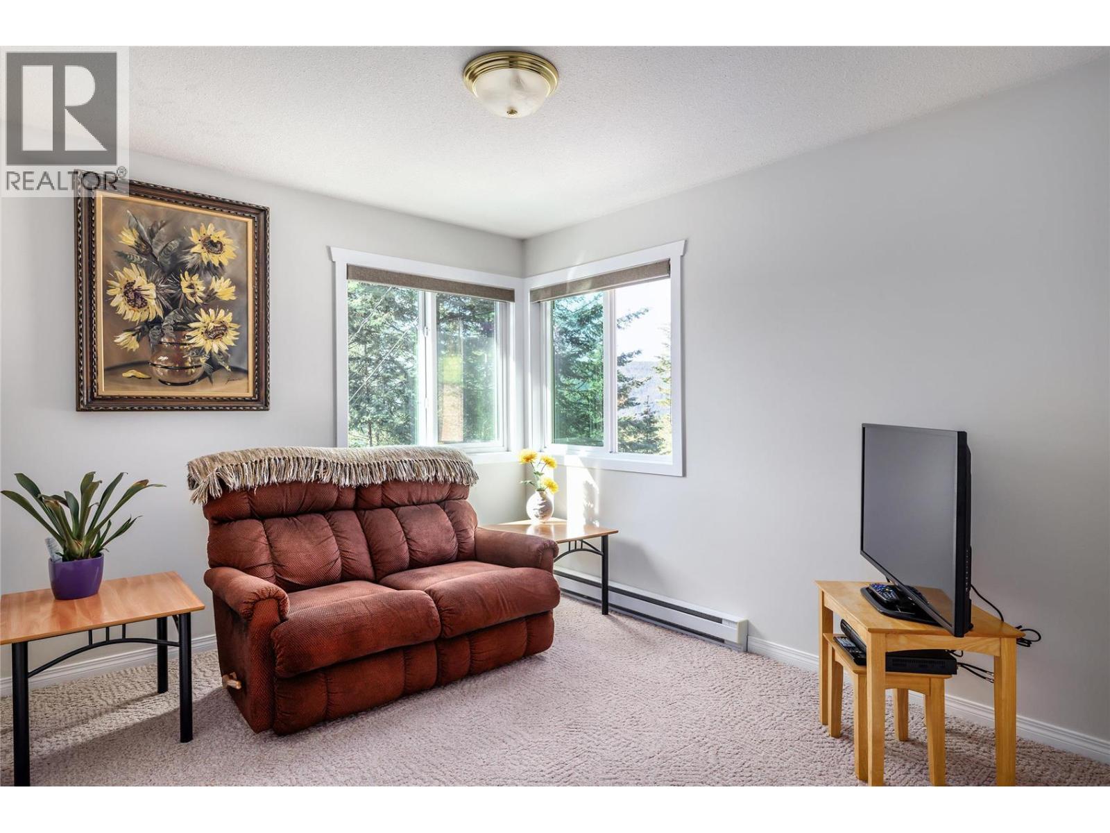 8514 Sun Valley Road, Kelowna, British Columbia  V1P 1J3 - Photo 12 - 10362704