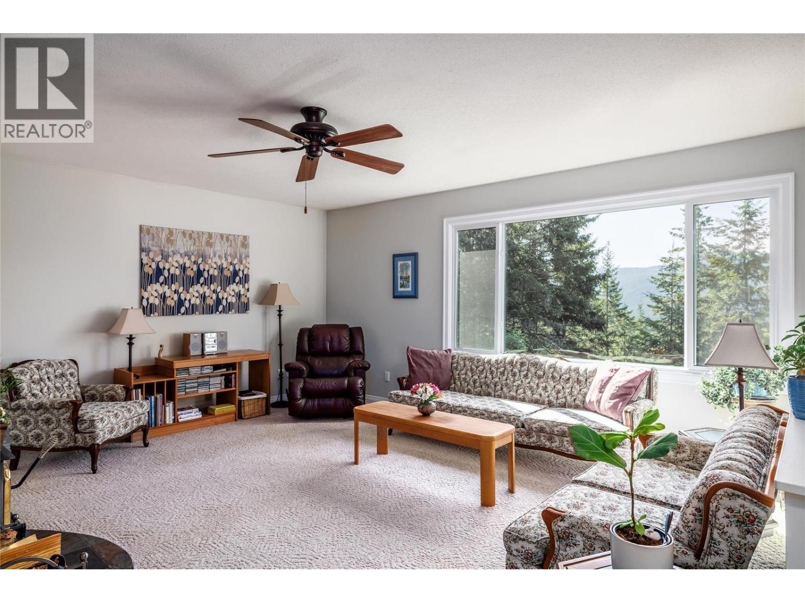 8514 Sun Valley Road, Kelowna, British Columbia  V1P 1J3 - Photo 2 - 10362704