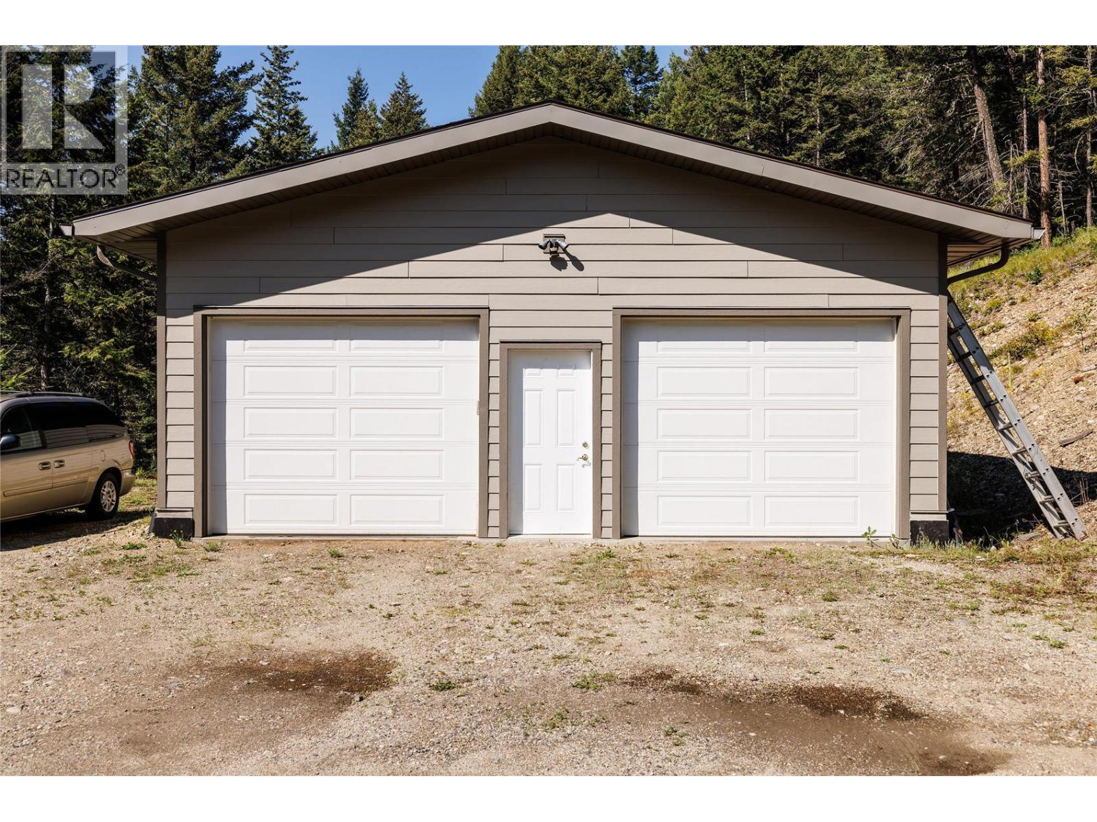 8514 Sun Valley Road, Kelowna, British Columbia  V1P 1J3 - Photo 30 - 10362704