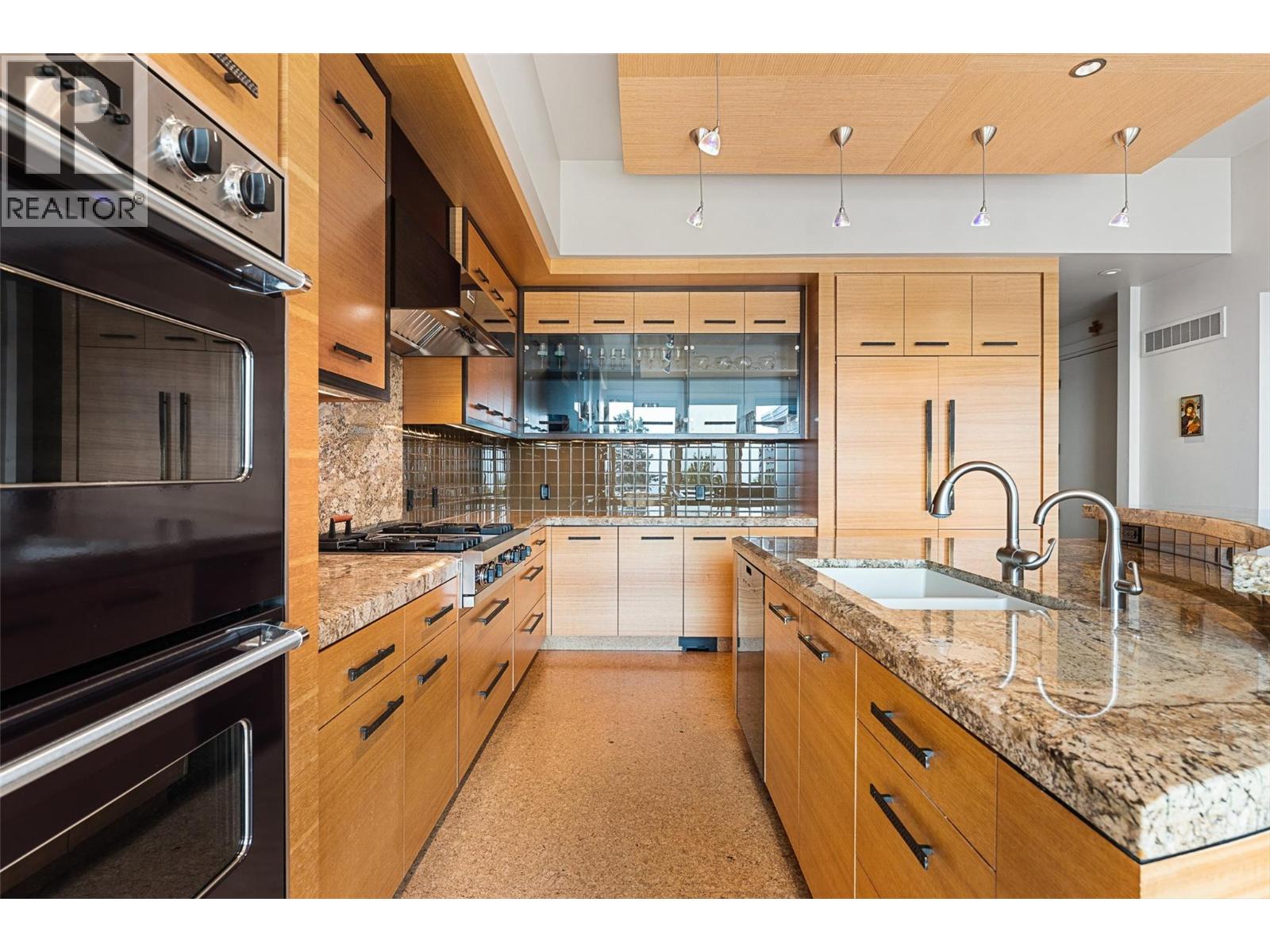 742 Highpointe Place, Kelowna, British Columbia  V1V 2Y3 - Photo 26 - 10361504